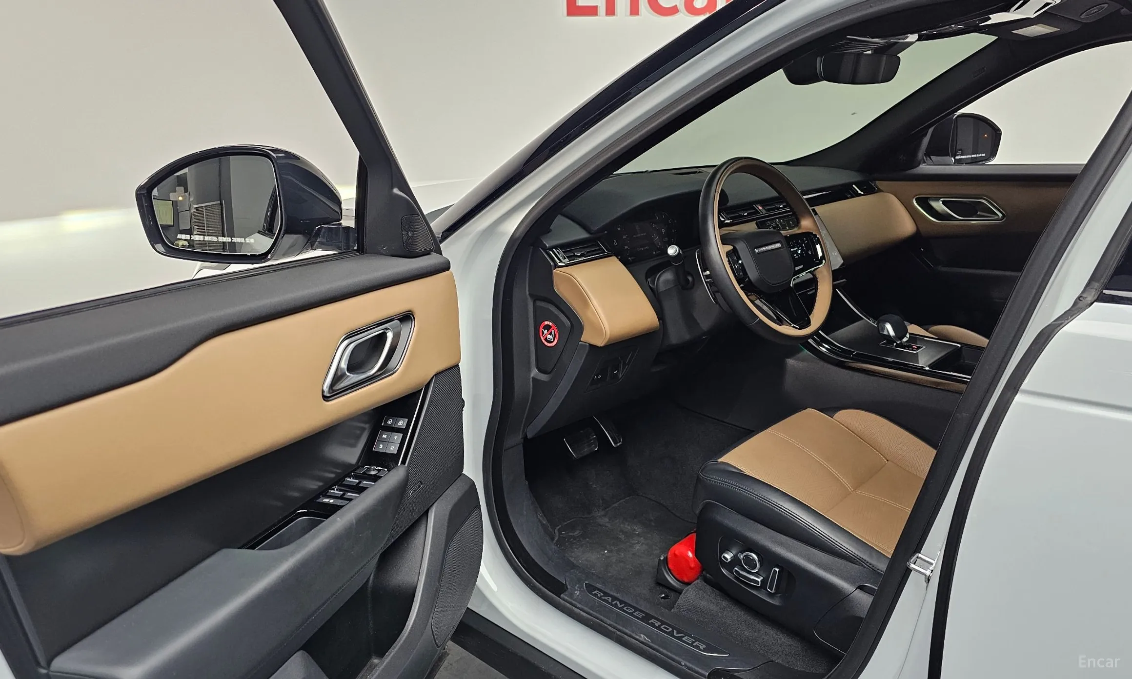 Land Rover Range Rover Bella превью 11