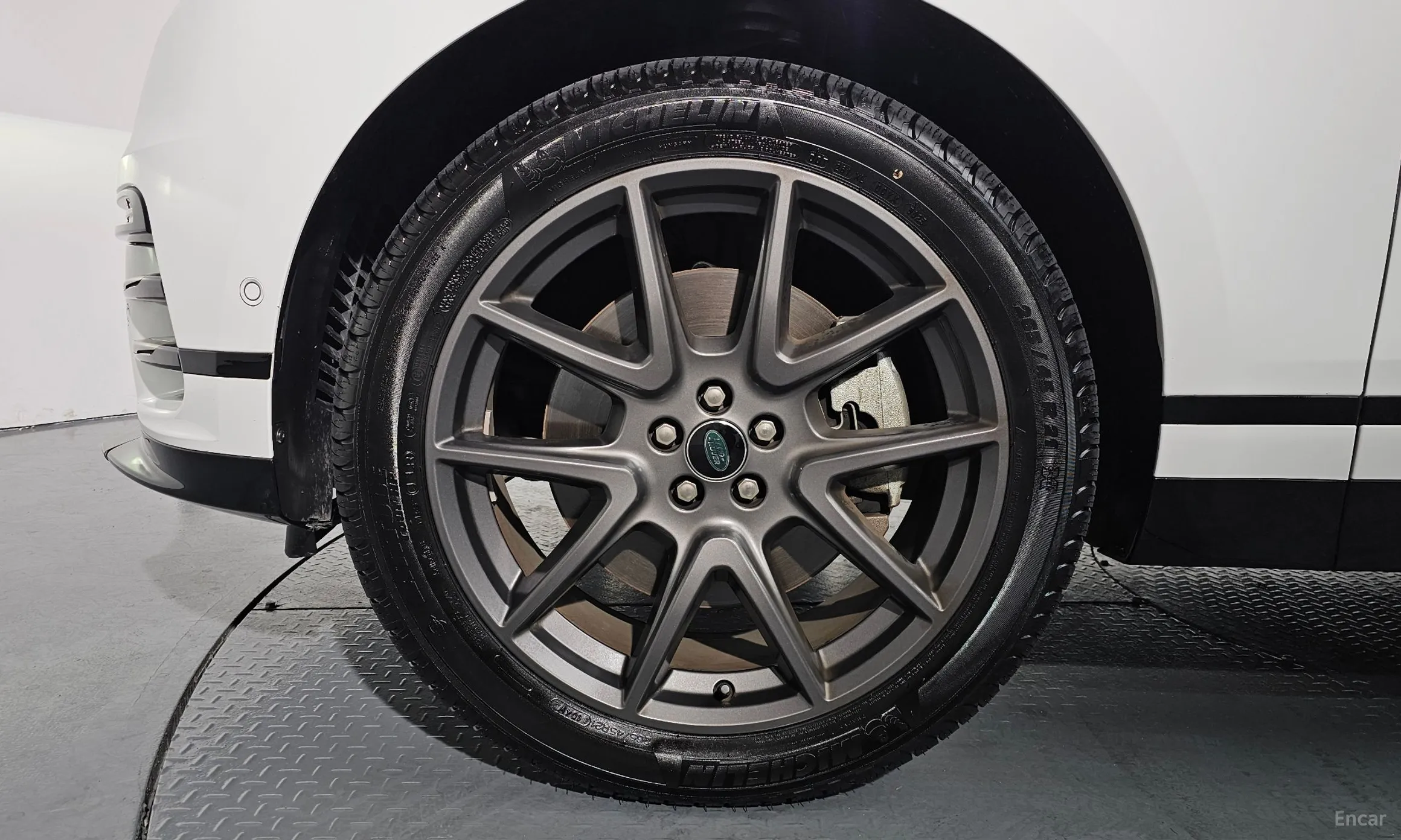 Land Rover Range Rover Bella превью 5