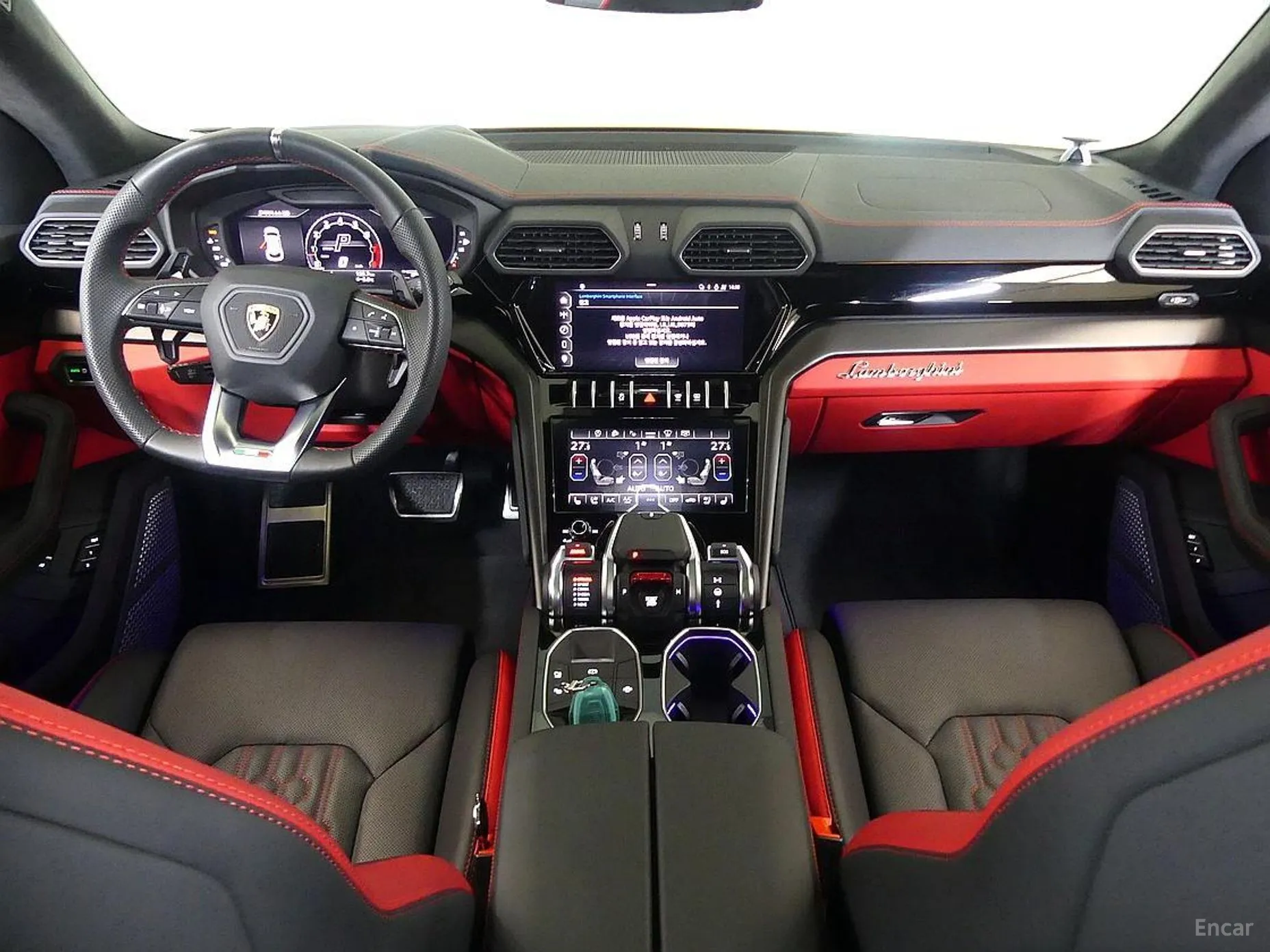 Lamborghini Urus превью 4