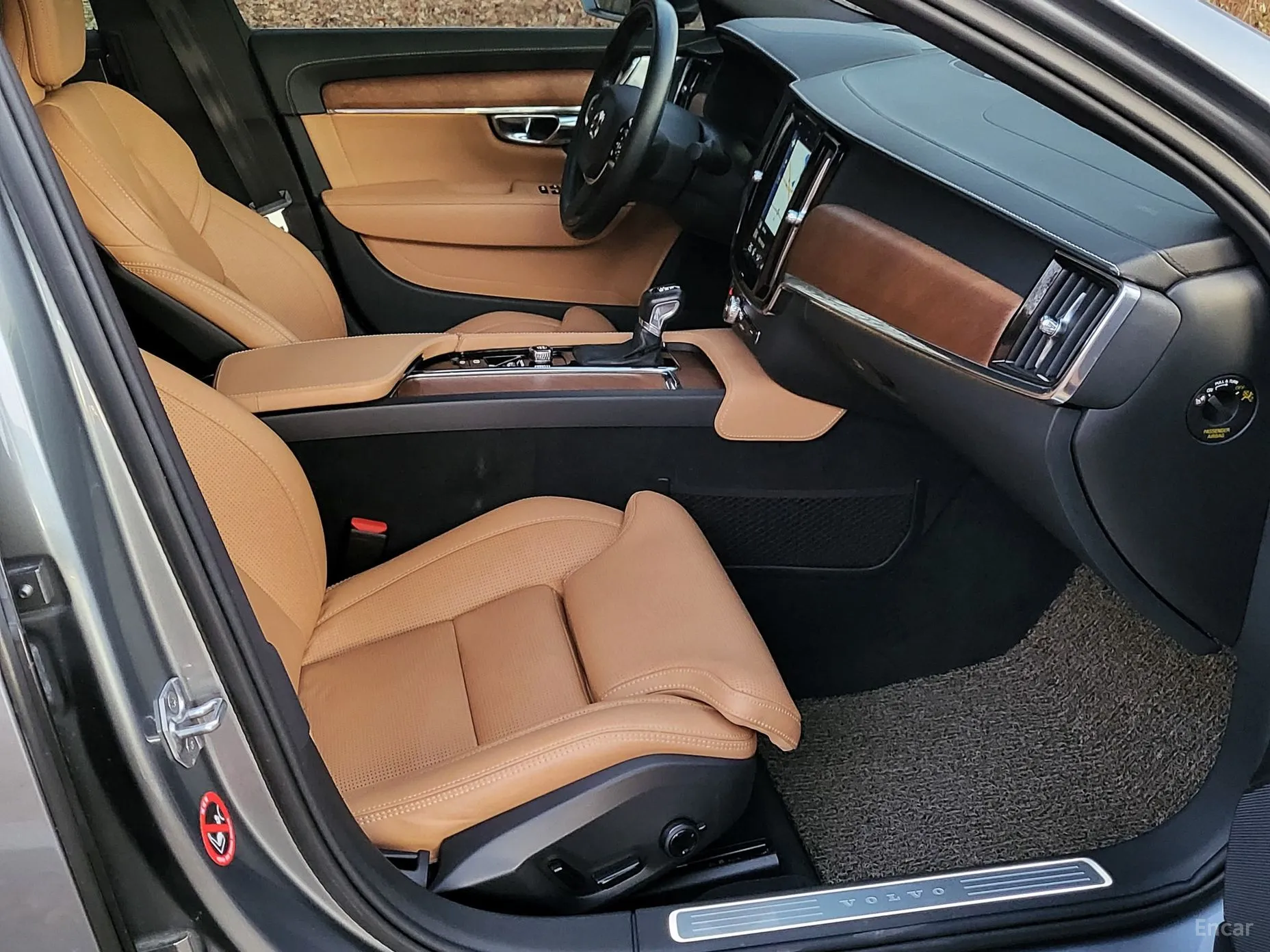 Volvo S90 превью 12