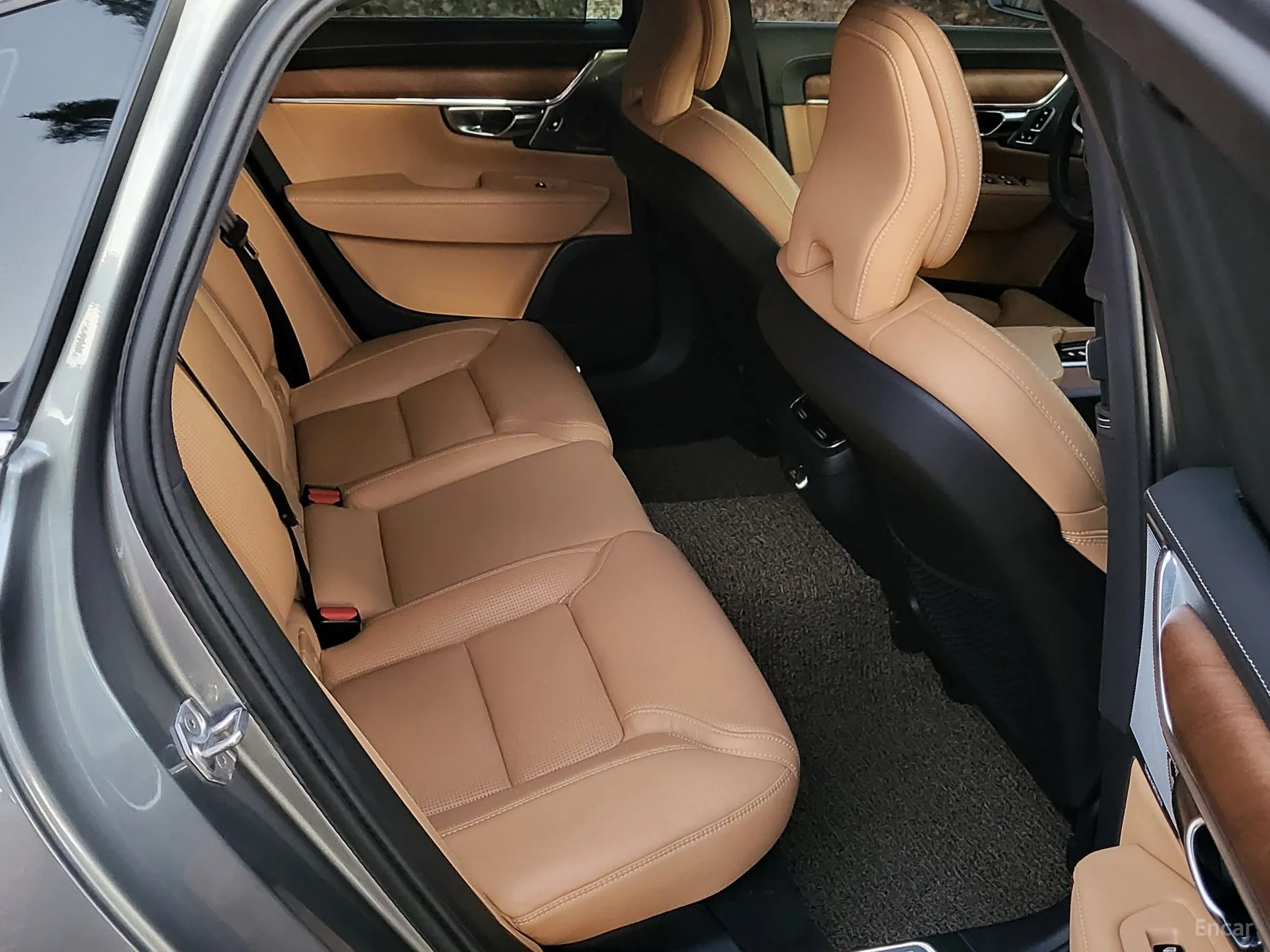Volvo S90 превью 14