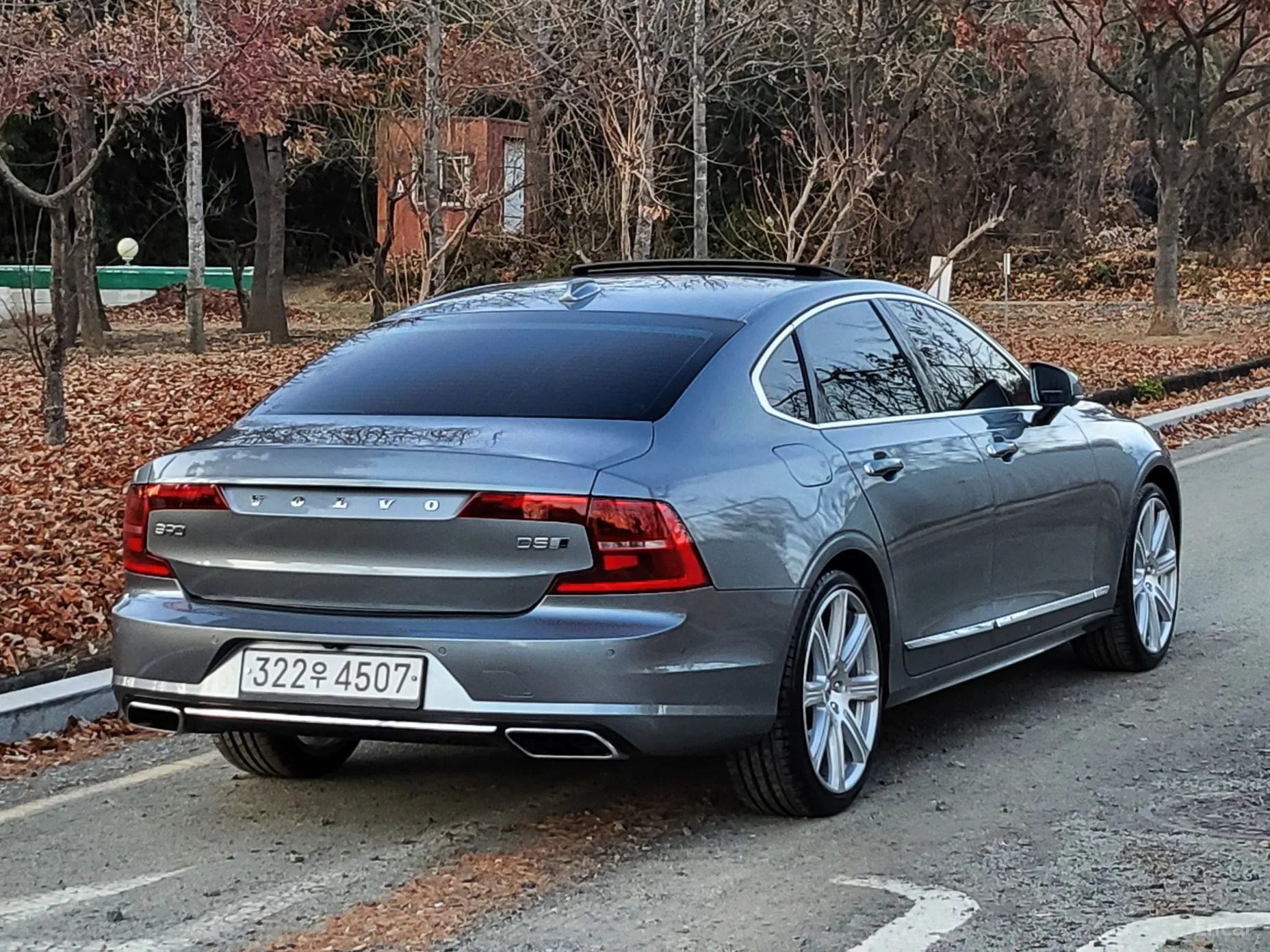 Volvo S90 превью 4