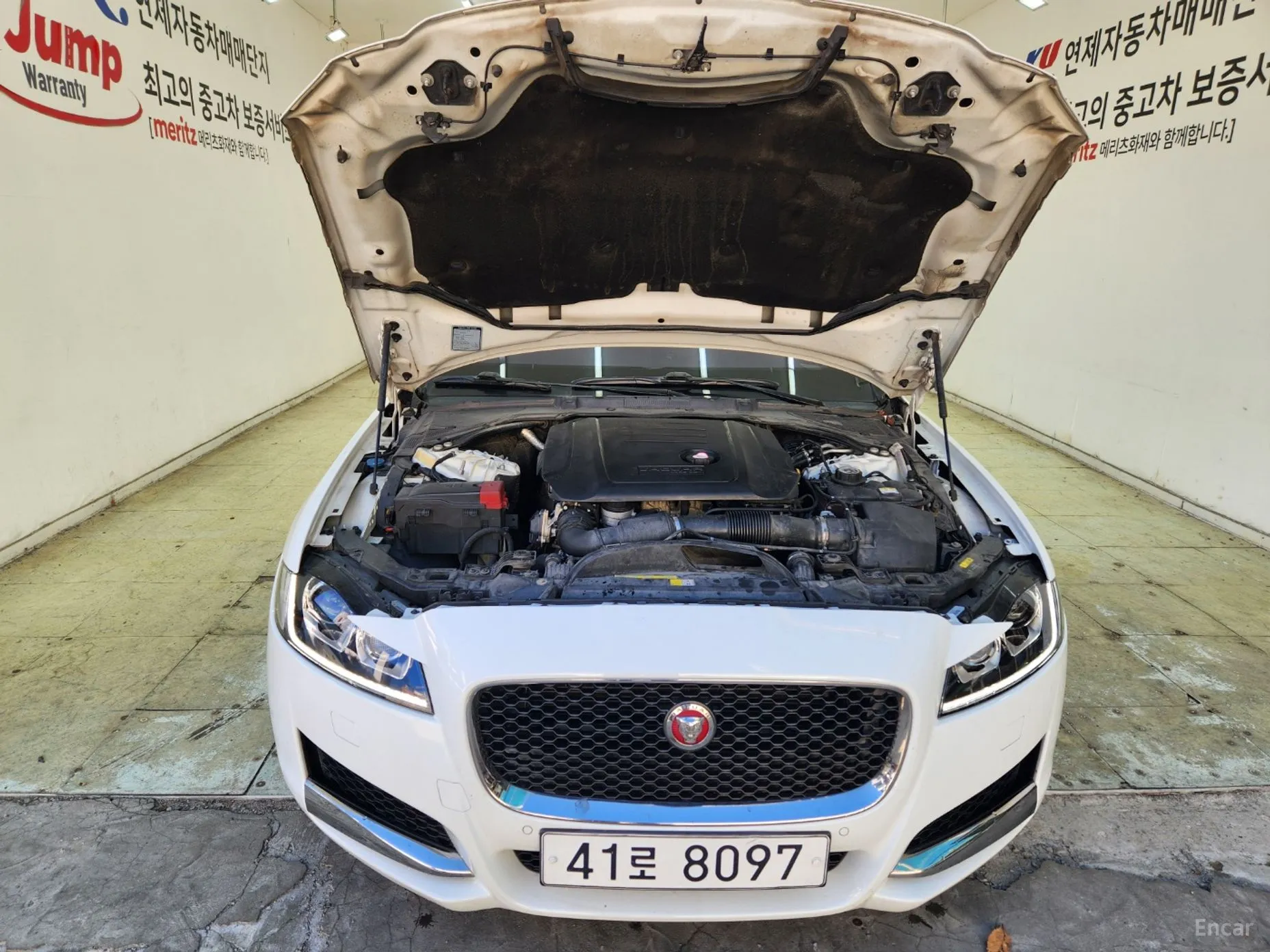 Jaguar XF (x260) превью 18