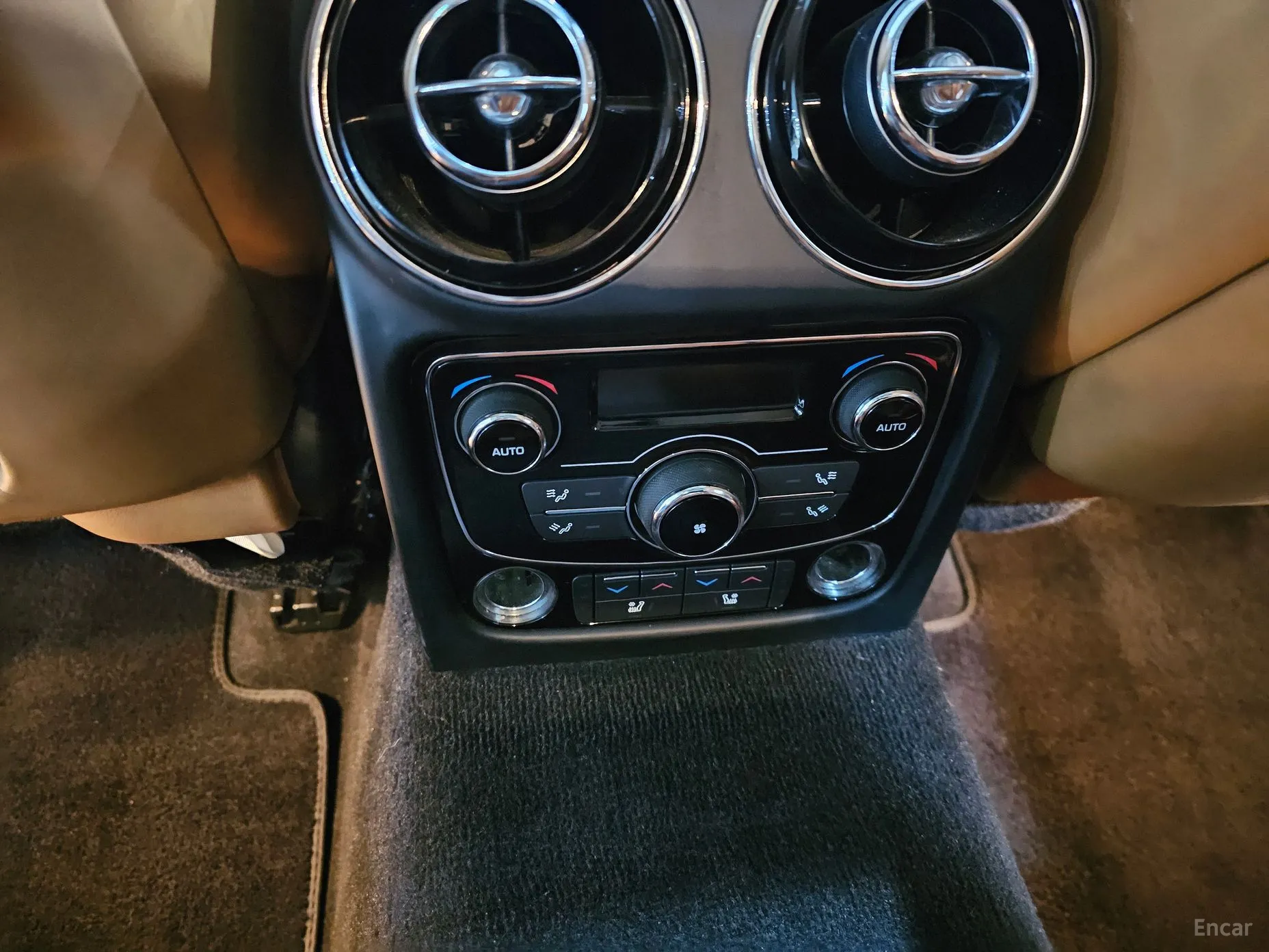 Jaguar All New XJ превью 19