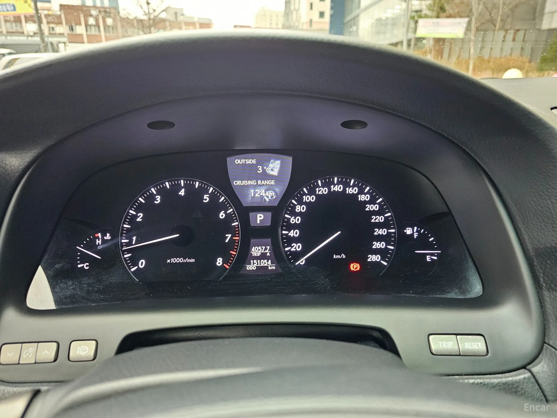 Lexus LS460 превью 10