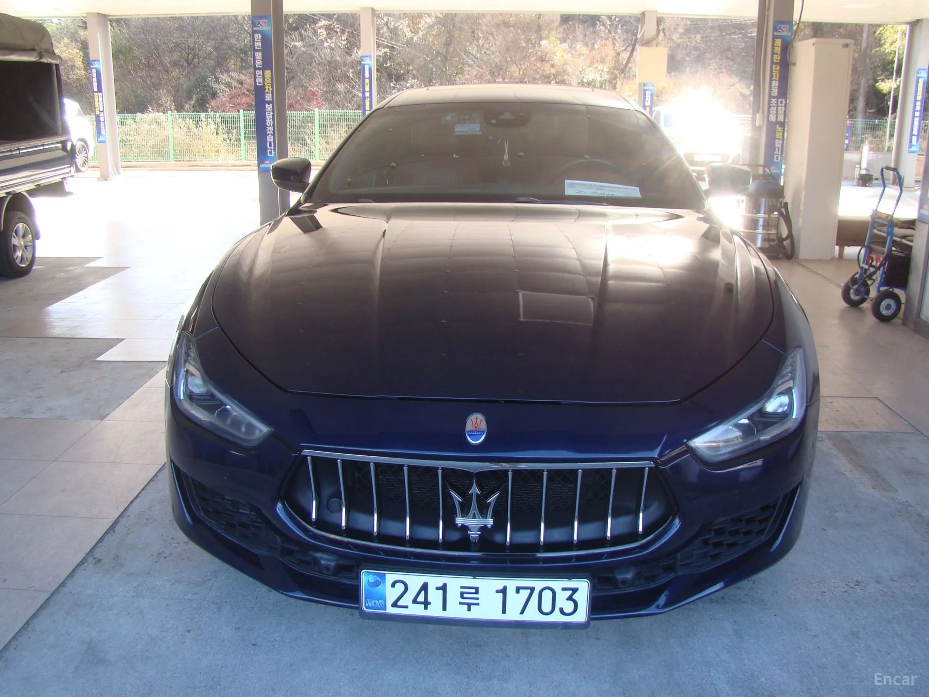 Maserati Ghibli превью 2