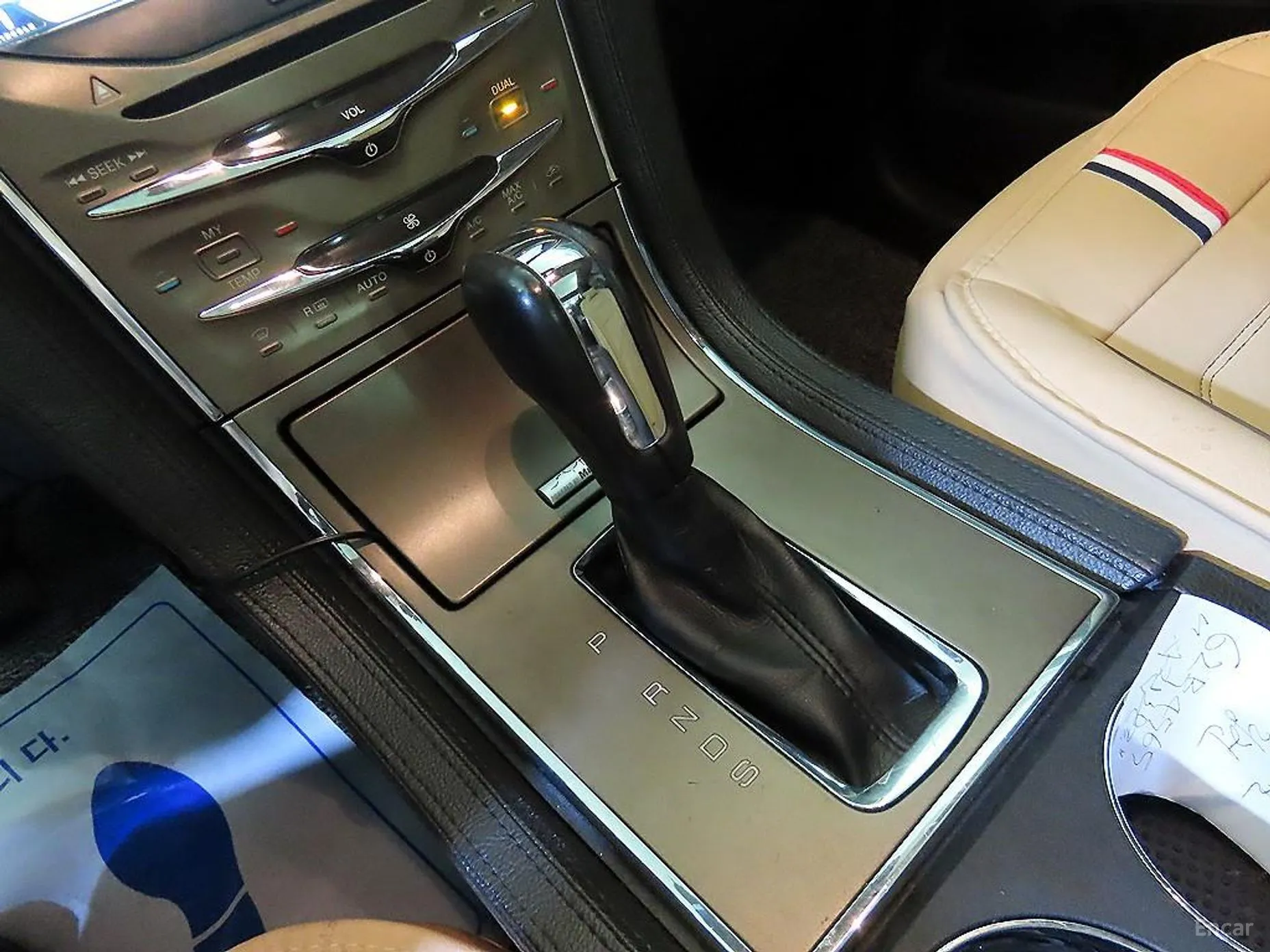 Lincoln New MKX превью 12