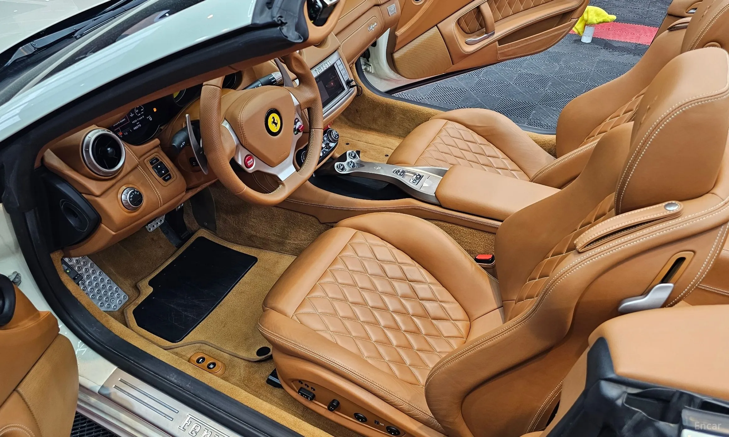 Ferrari California превью 10