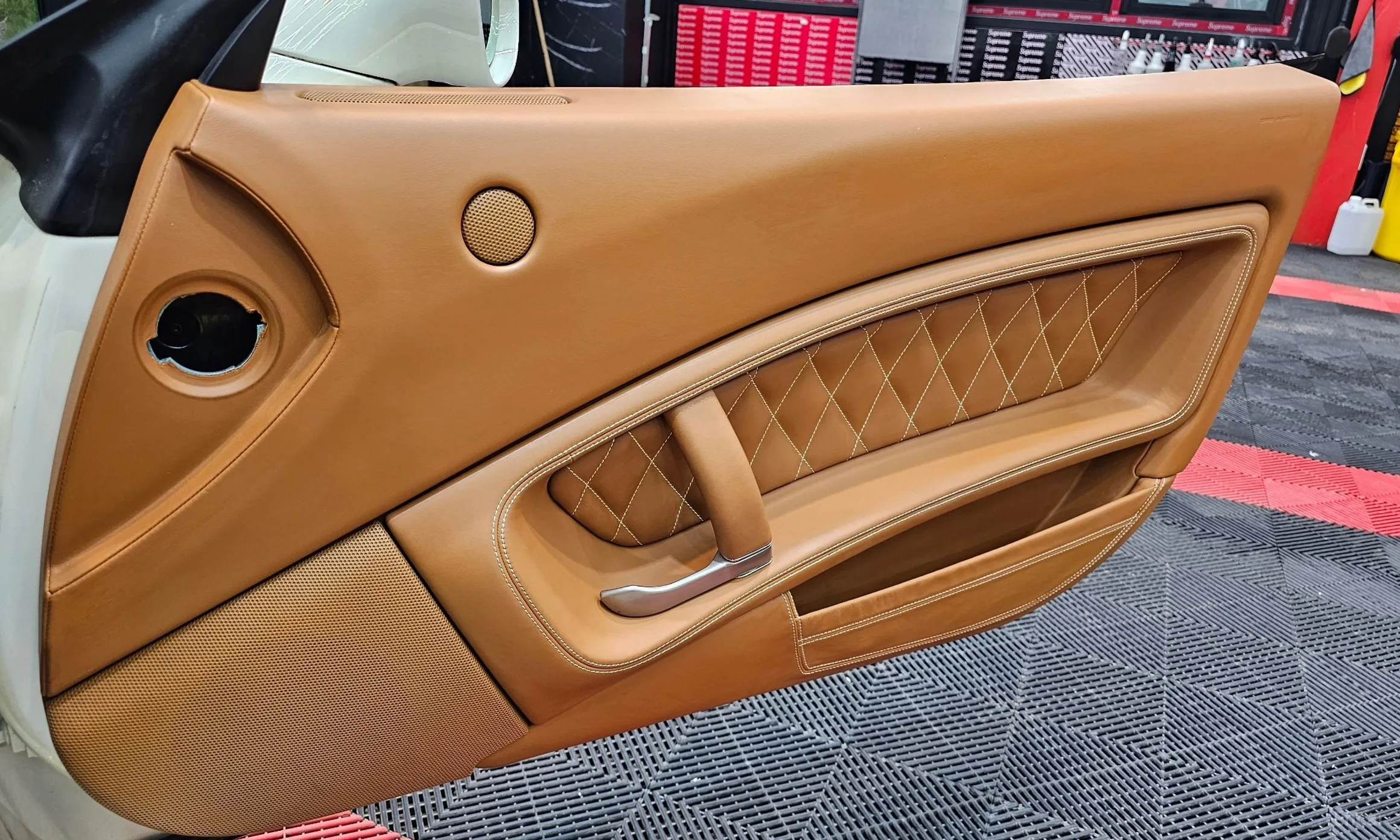 Ferrari California превью 16