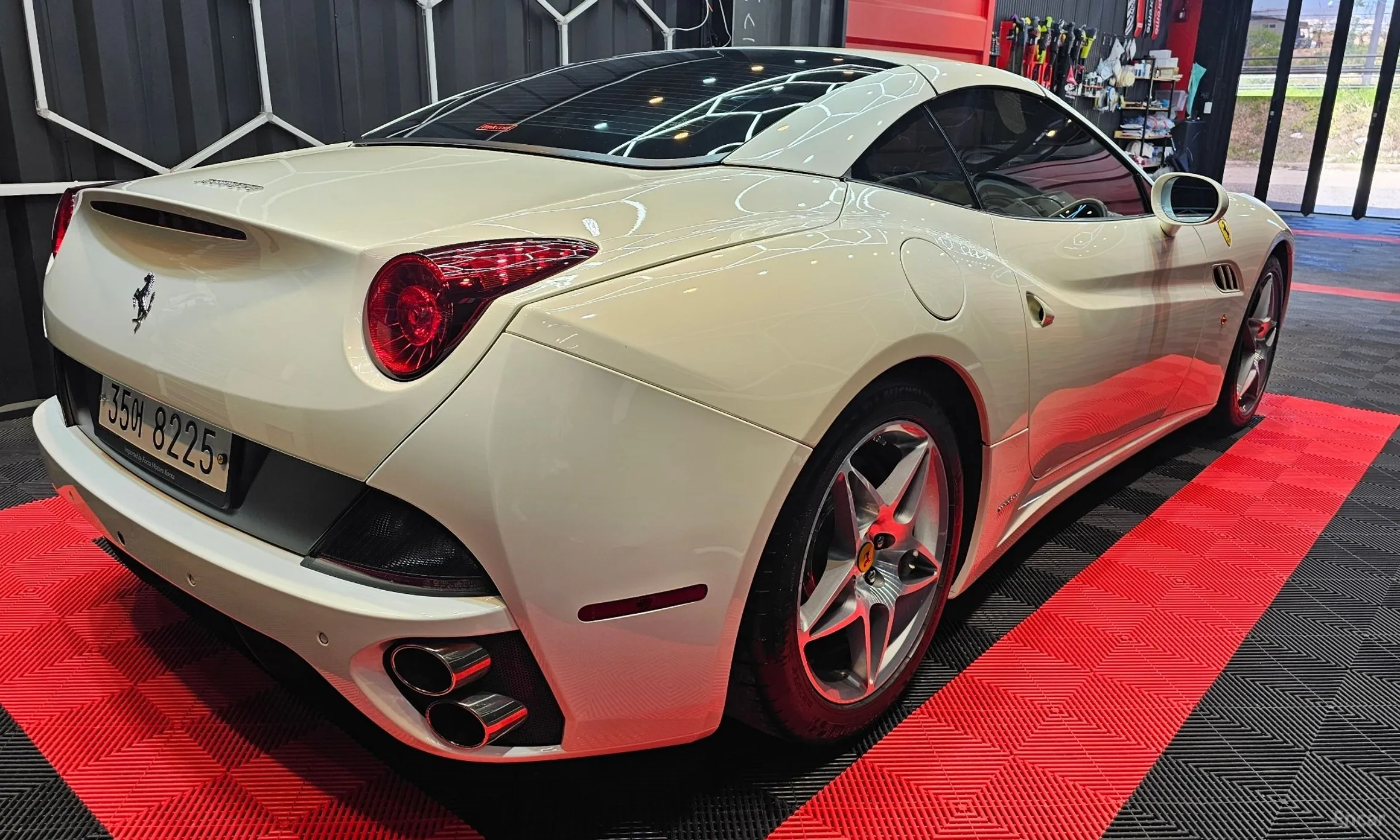Ferrari California превью 3
