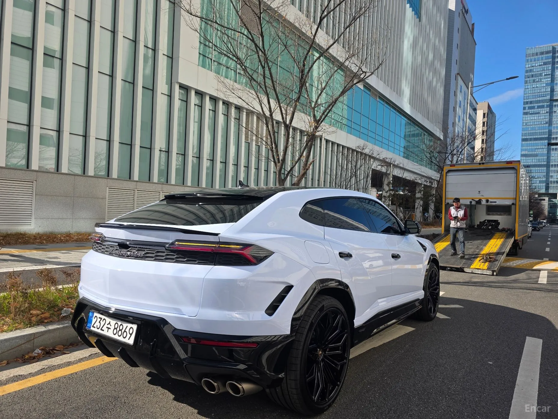 Lamborghini Urus превью 5