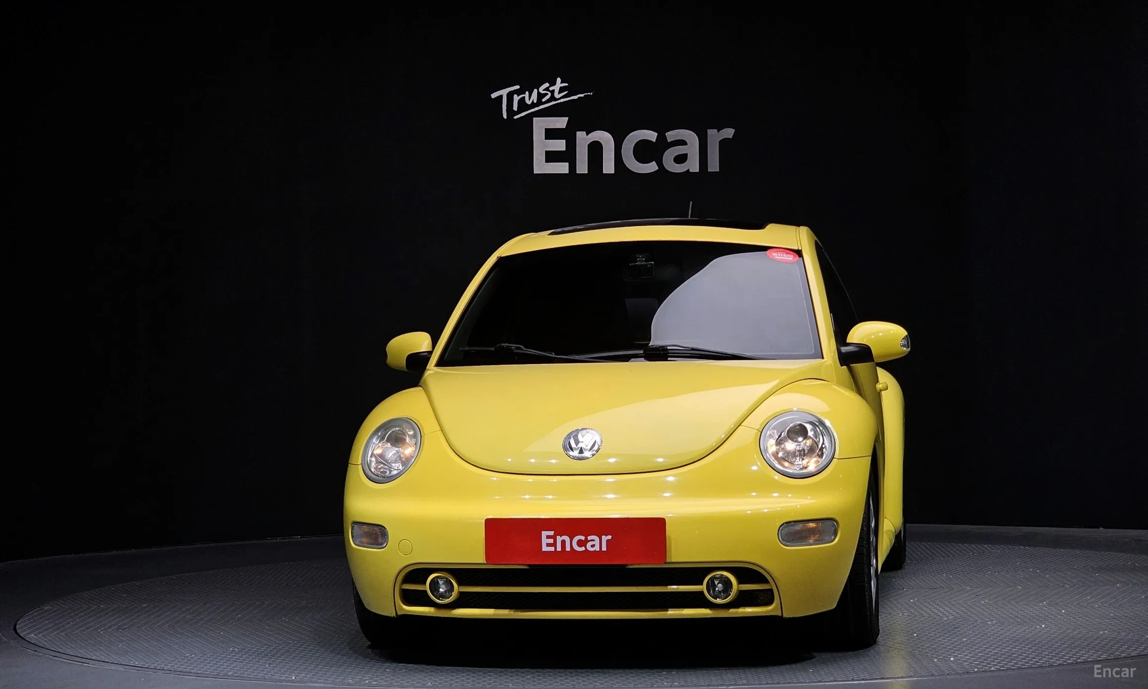 Volkswagen New Beetle превью 3