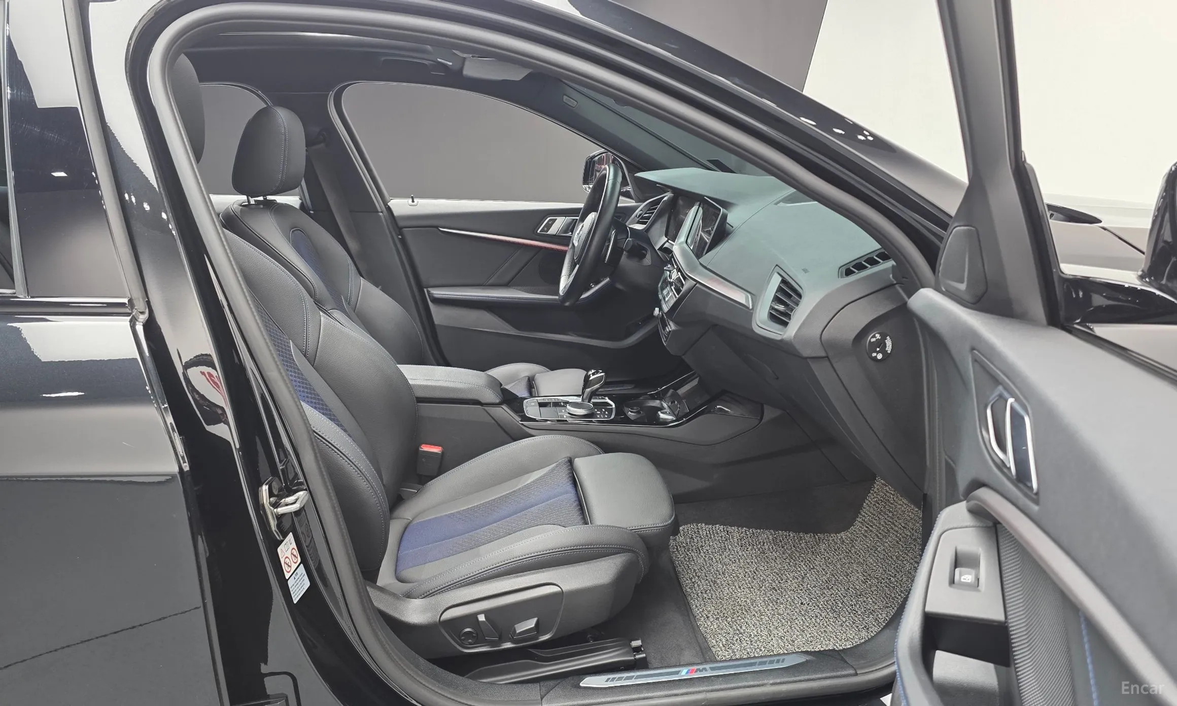 BMW 1 Series (F40) превью 10
