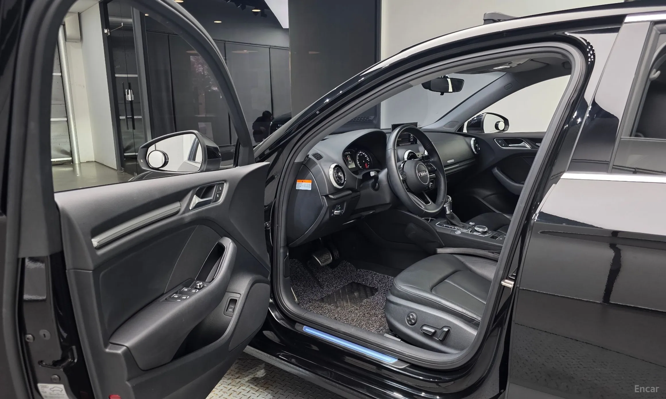 Audi New A3 превью 11