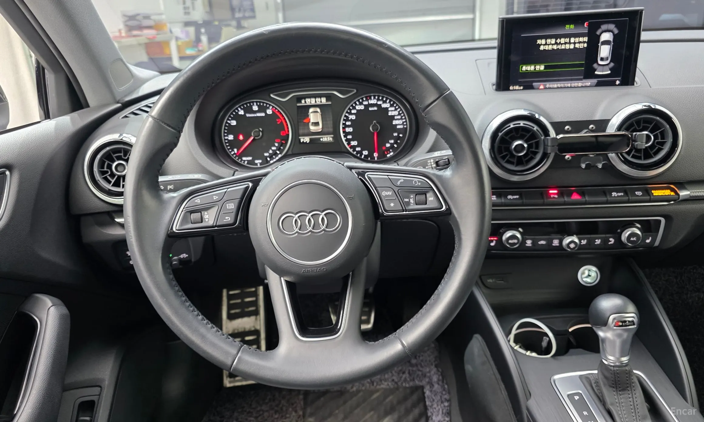 Audi New A3 превью 13