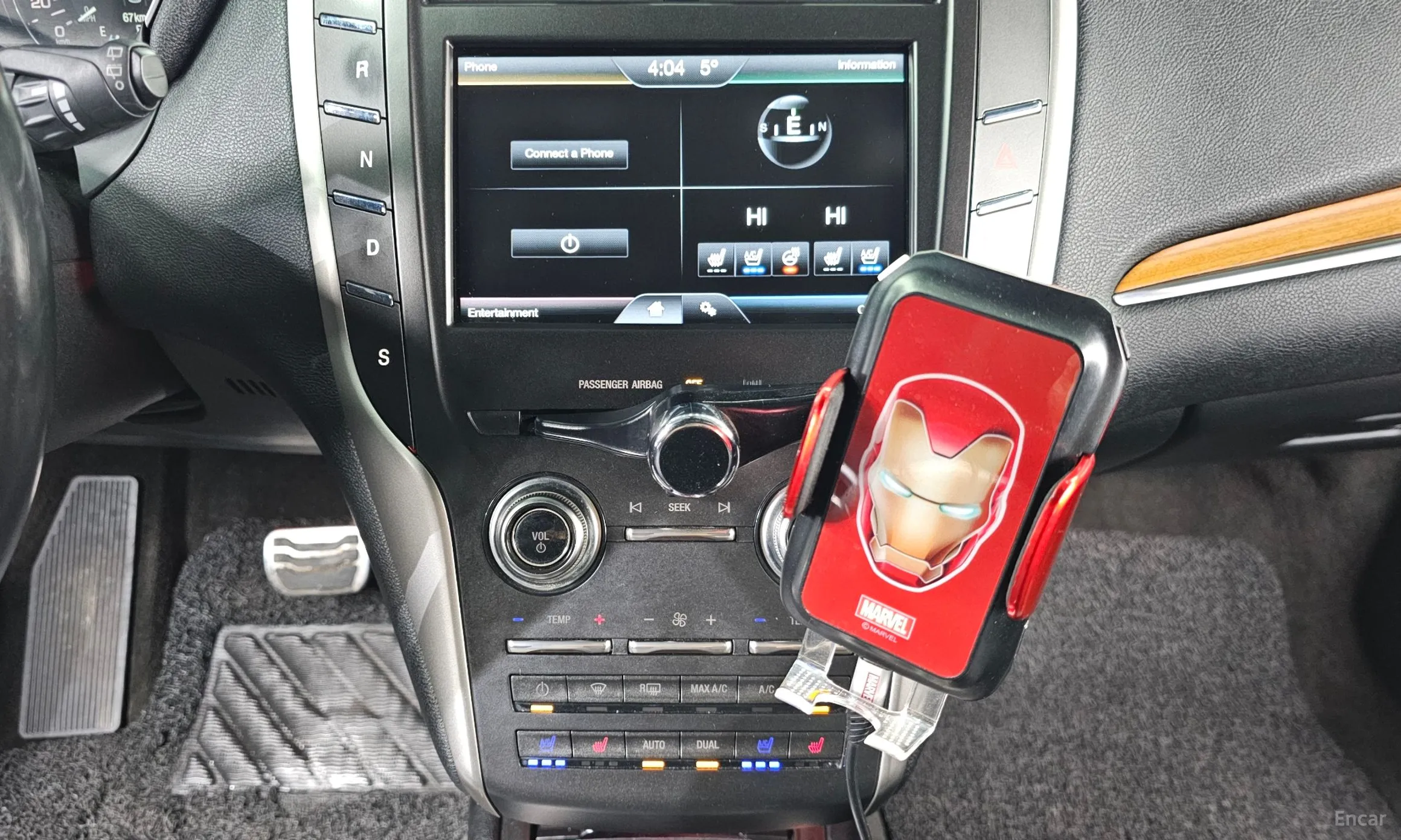 Lincoln MKC превью 15