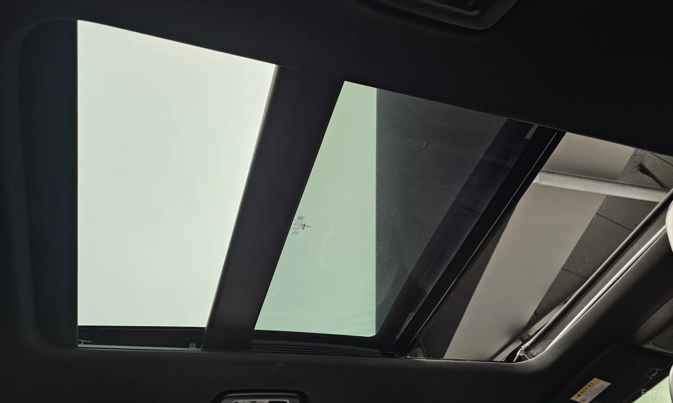 Lincoln MKC превью 19
