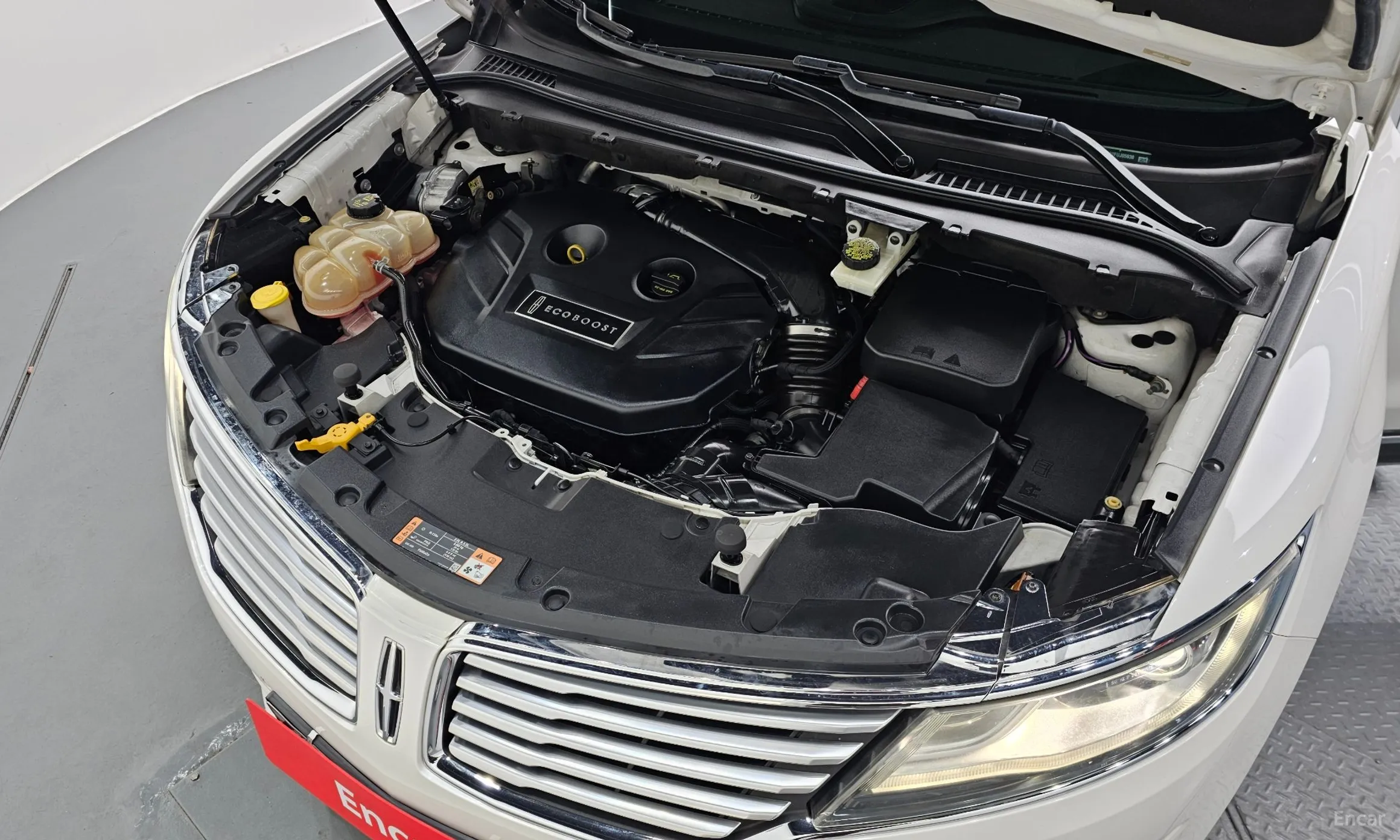 Lincoln MKC превью 6