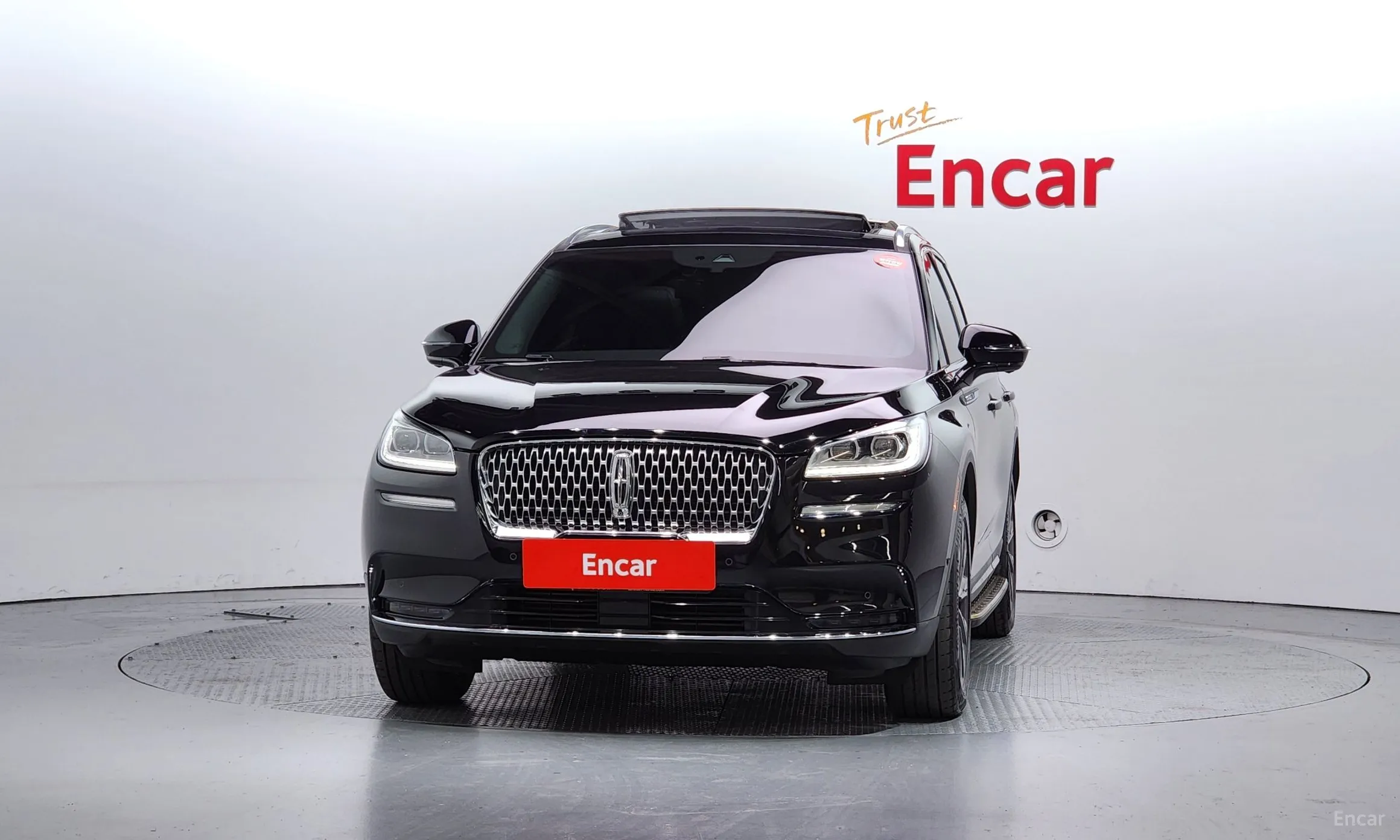 Lincoln Corsair превью 3