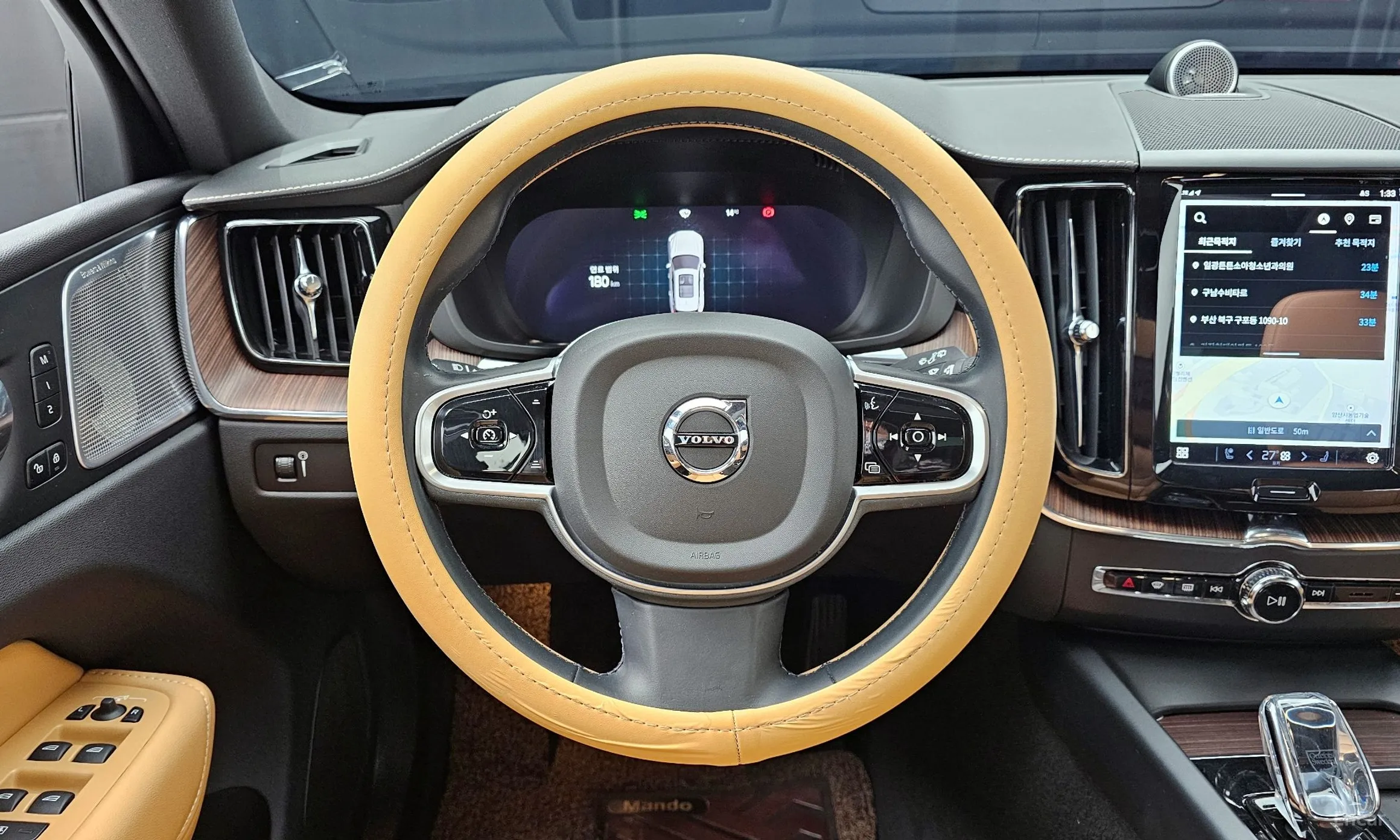 Volvo XC60 Gen 2 превью 13