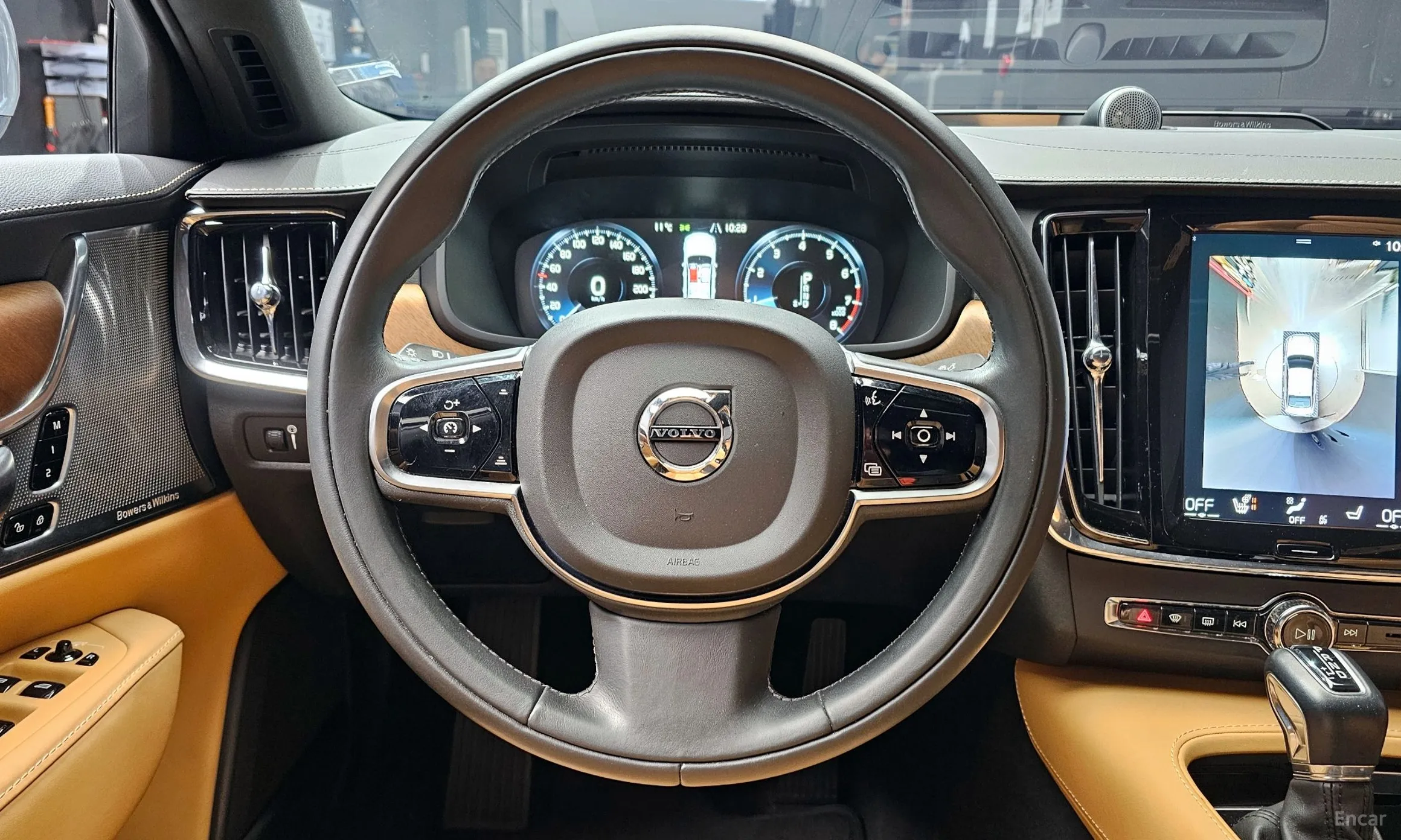 Volvo S90 превью 14