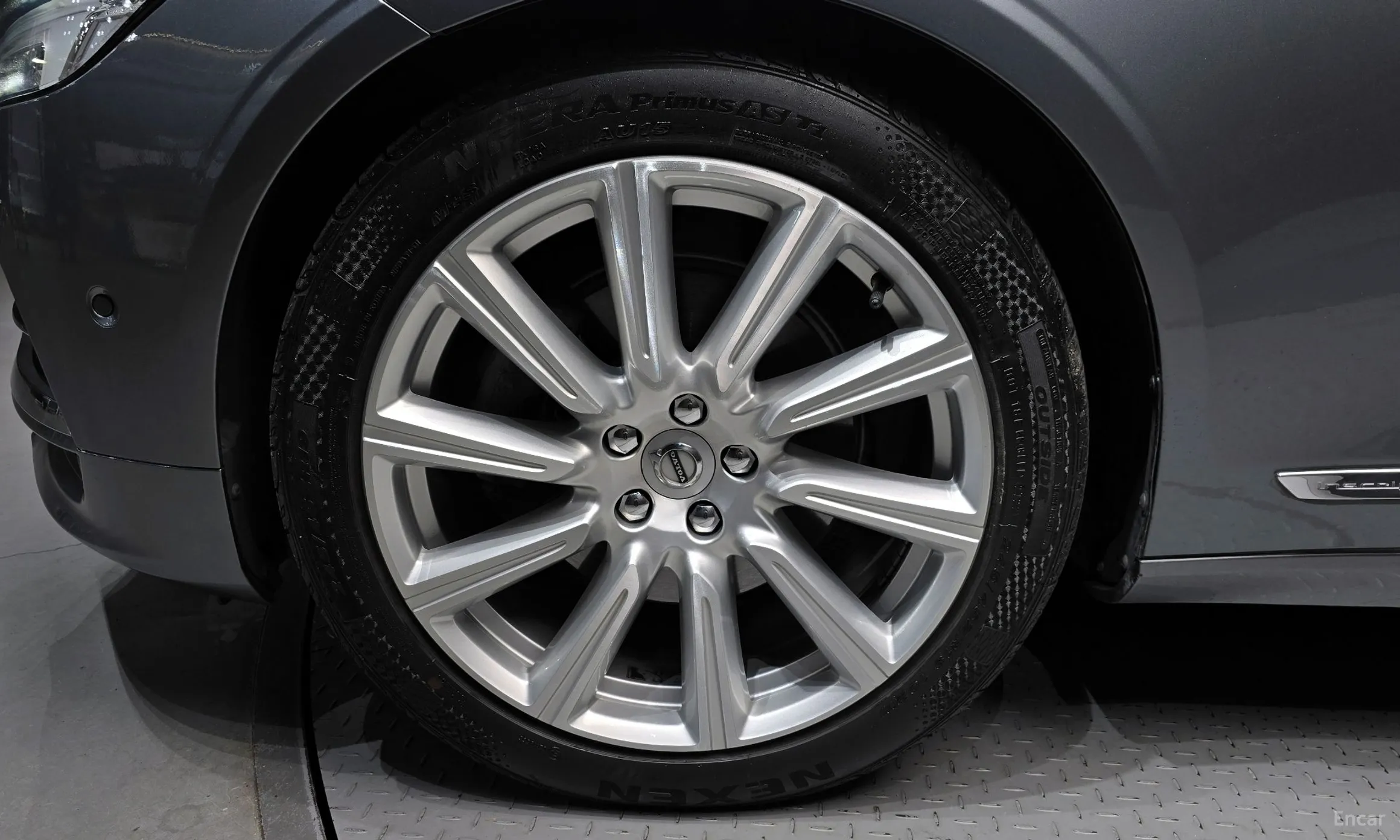 Volvo S90 превью 5