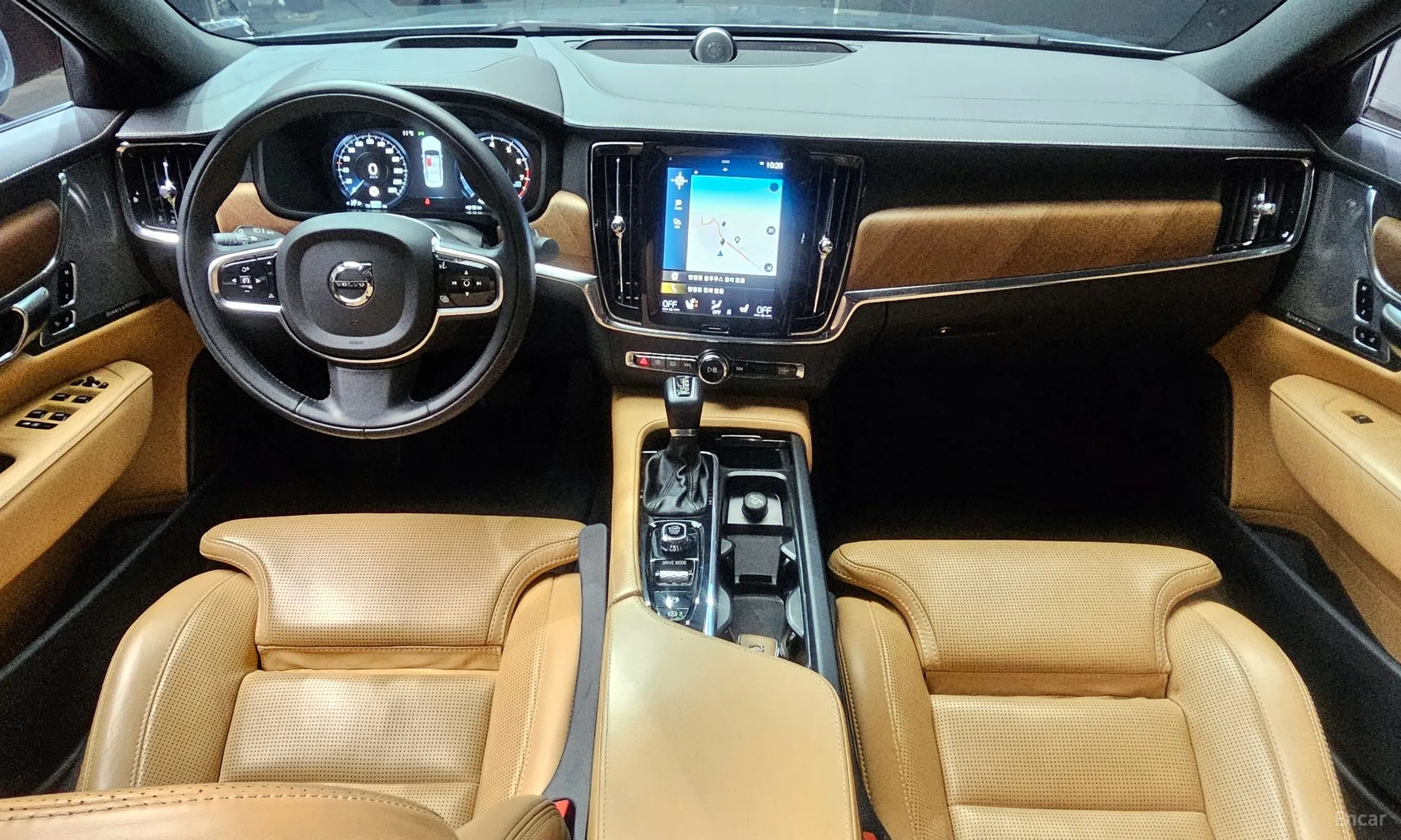 Volvo S90 превью 7
