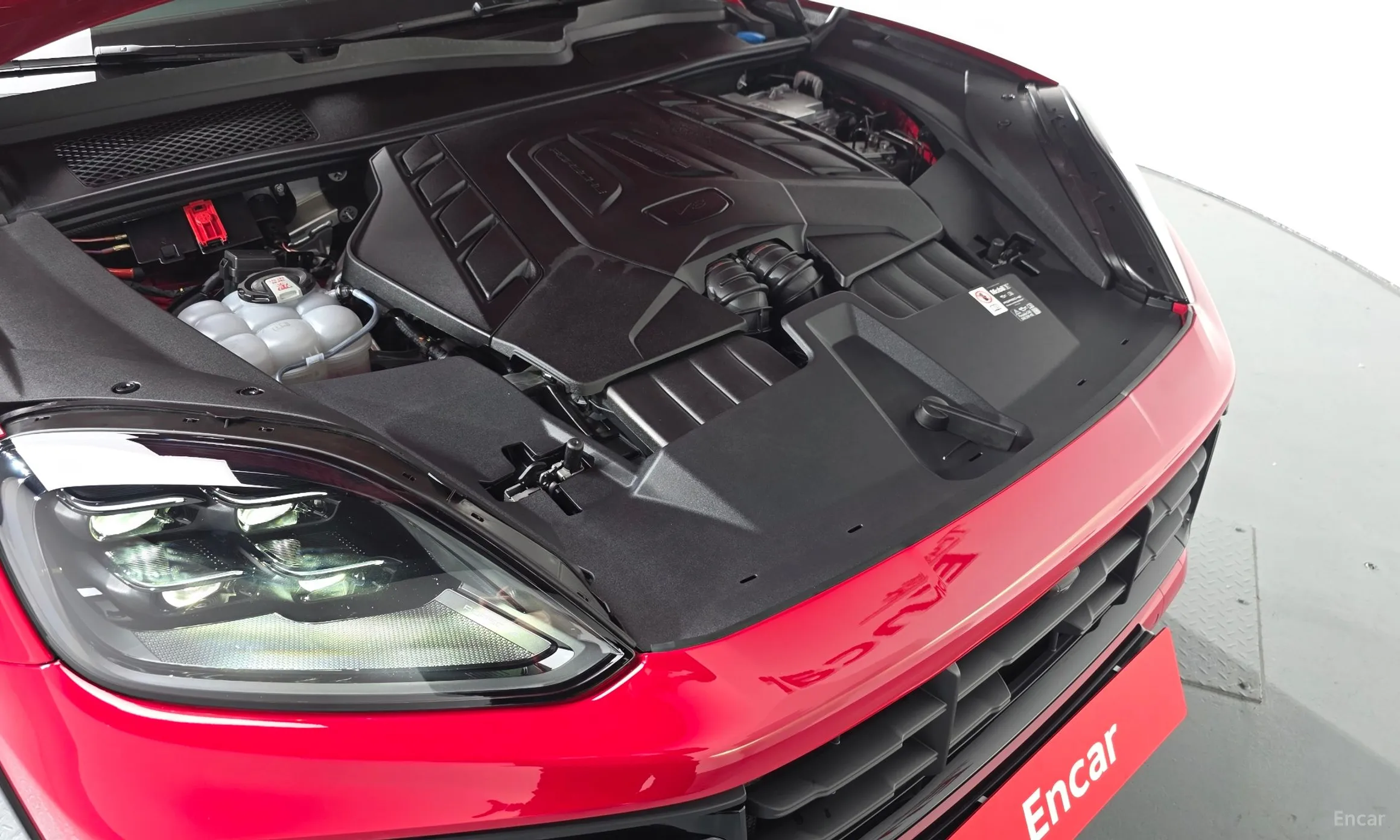 Porsche Cayenne (PO536) превью 6