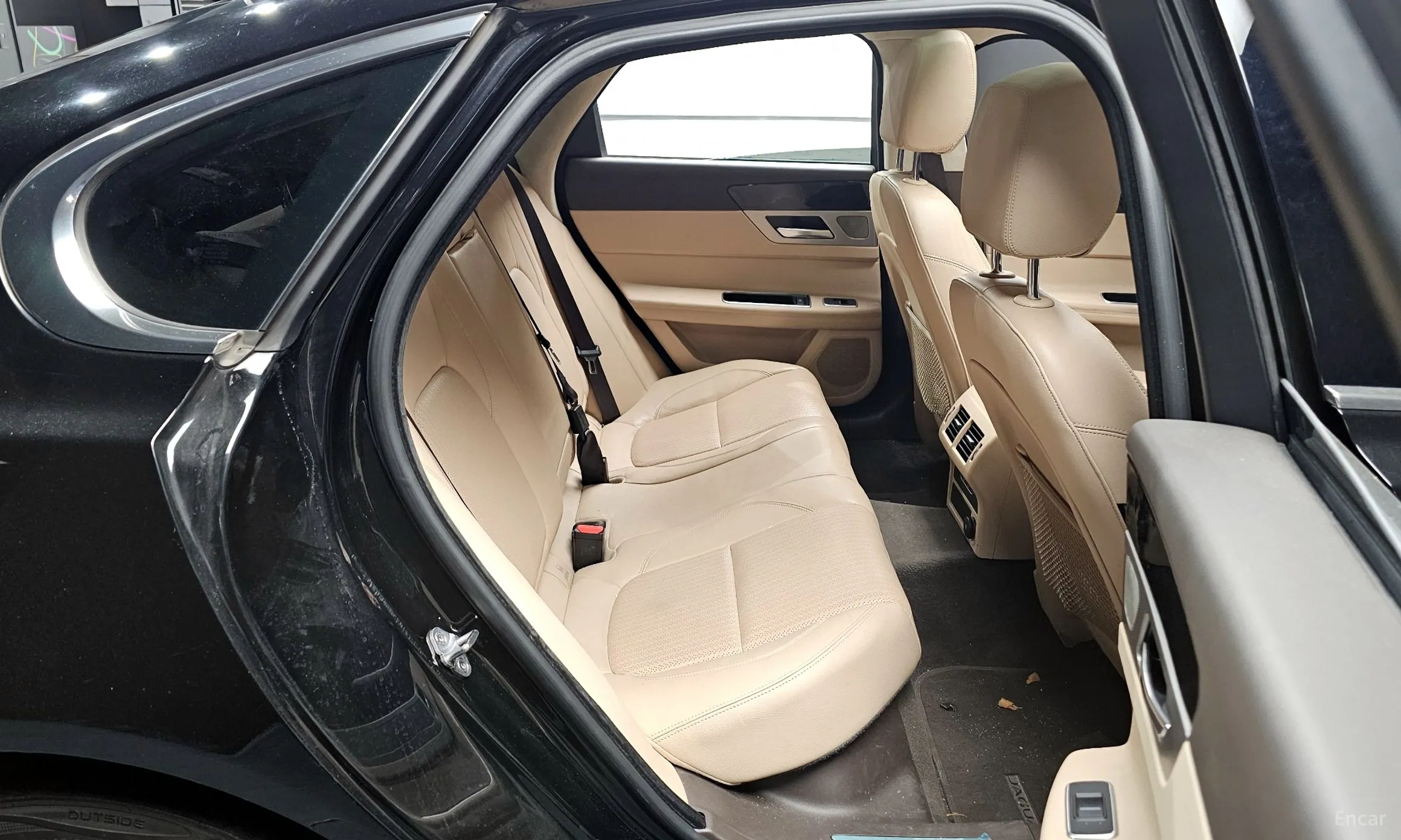 Jaguar XF (x260) превью 11