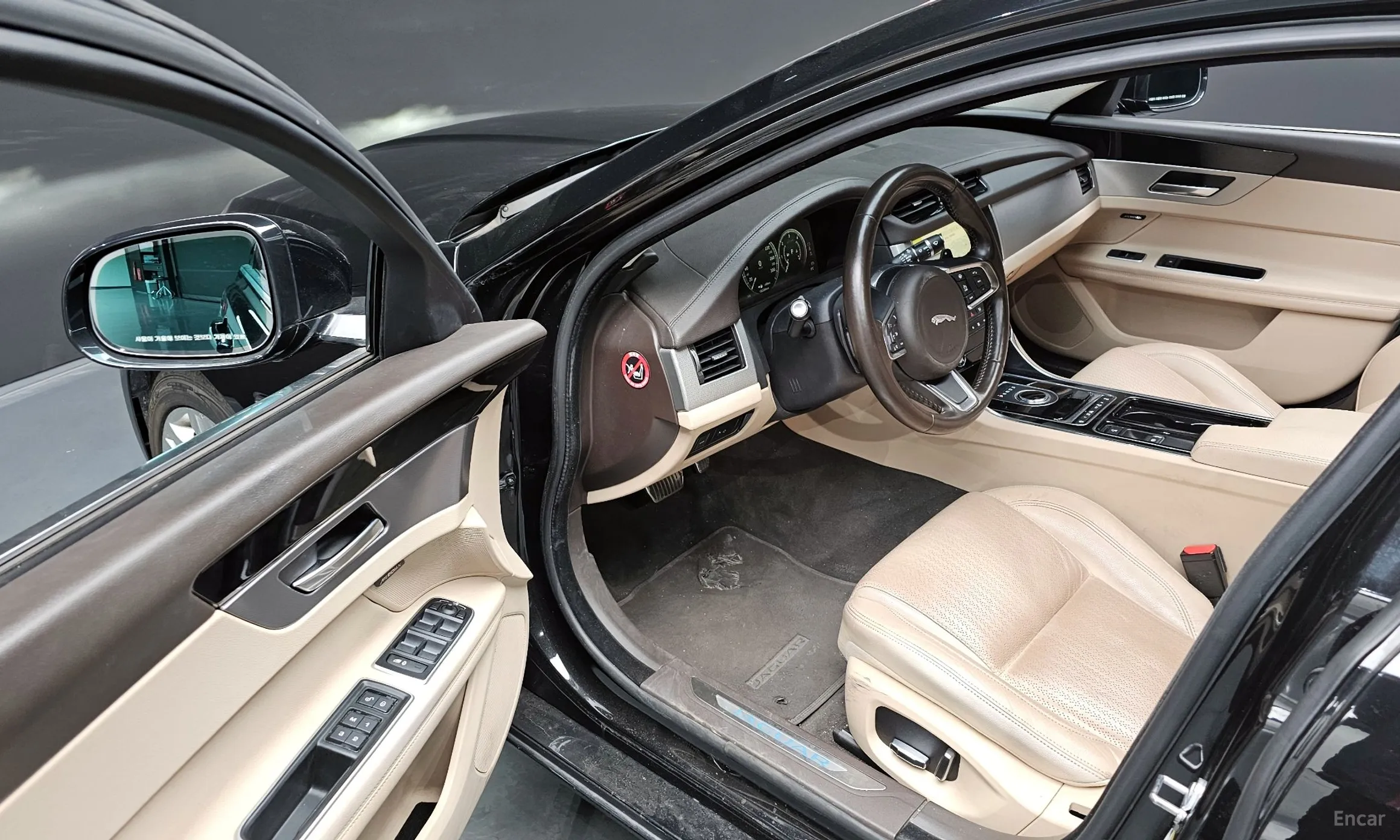 Jaguar XF (x260) превью 12