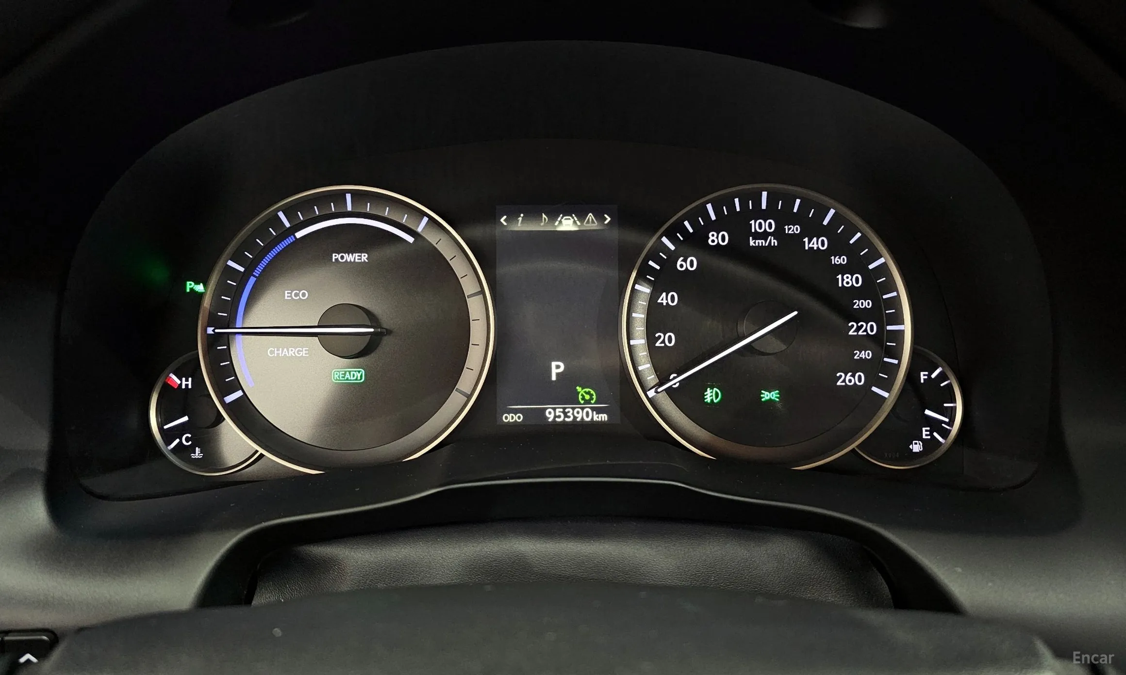 Lexus New ES300h превью 8