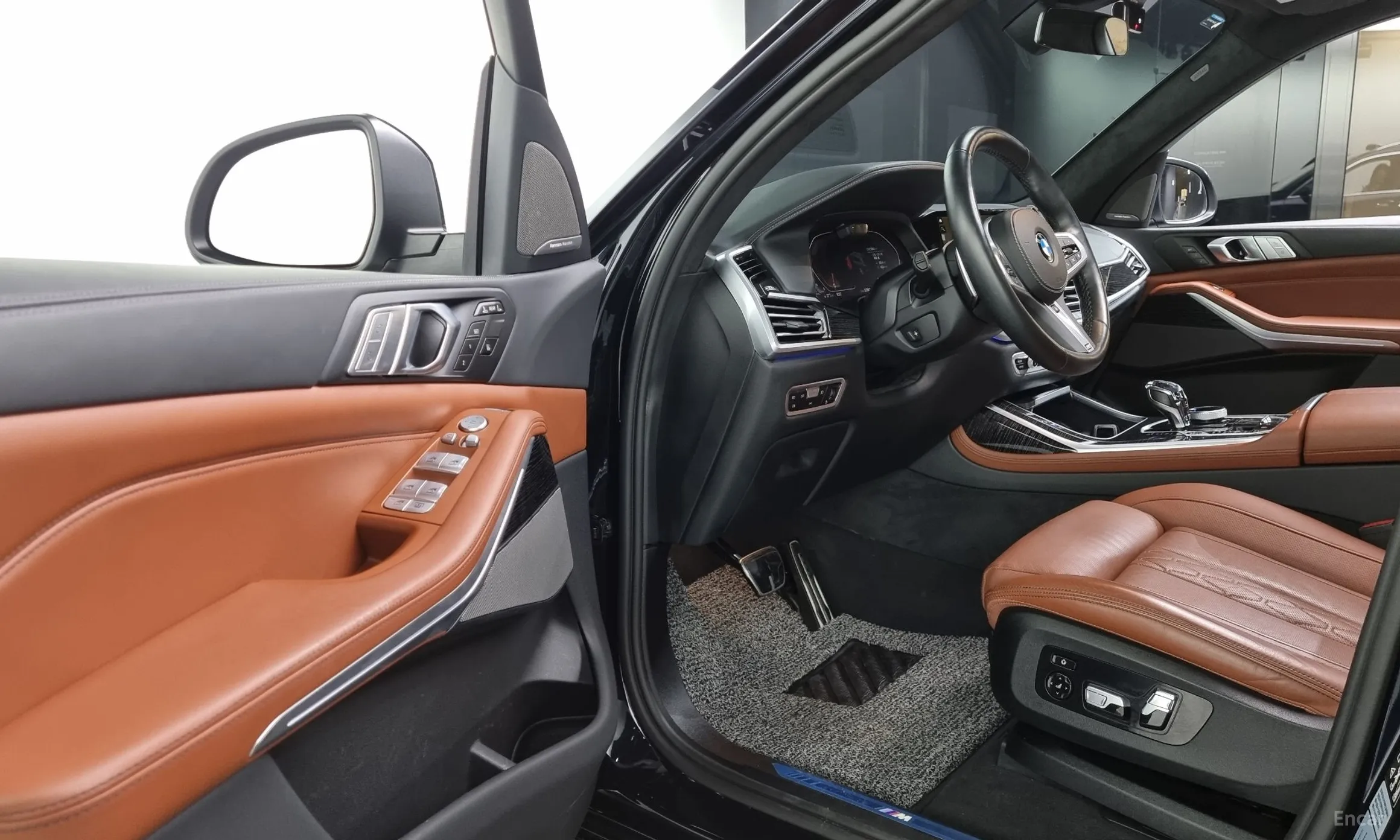 BMW X7 (G07) превью 10