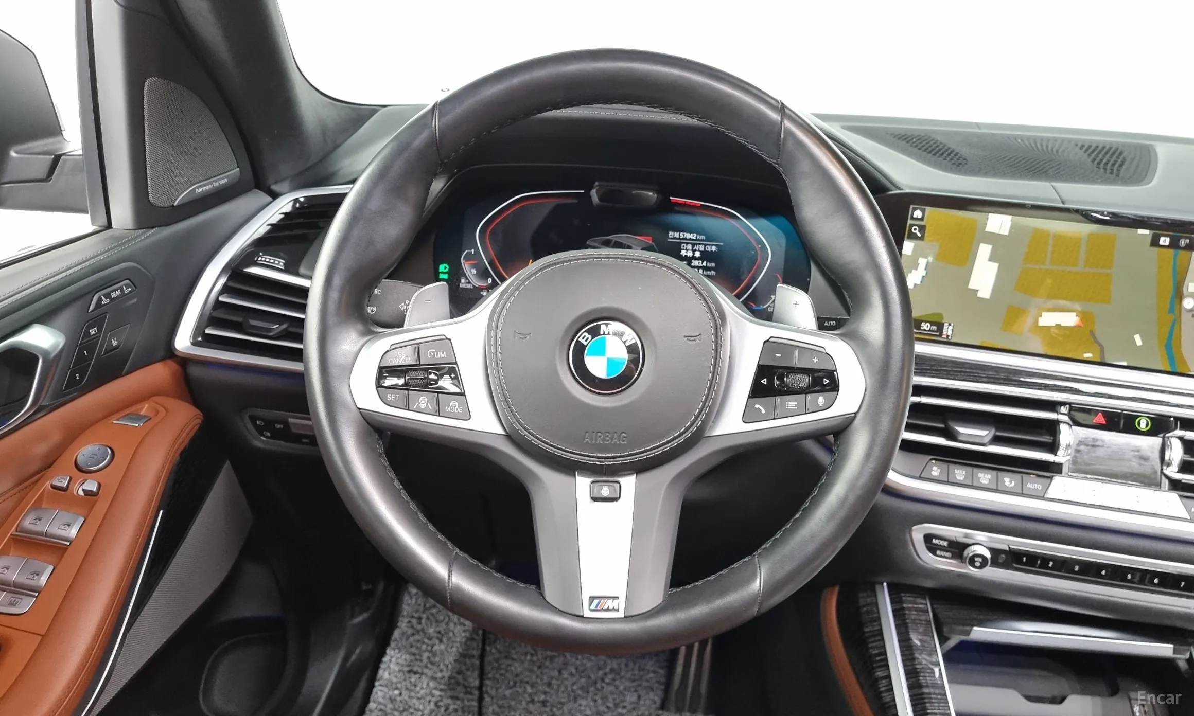 BMW X7 (G07) превью 12