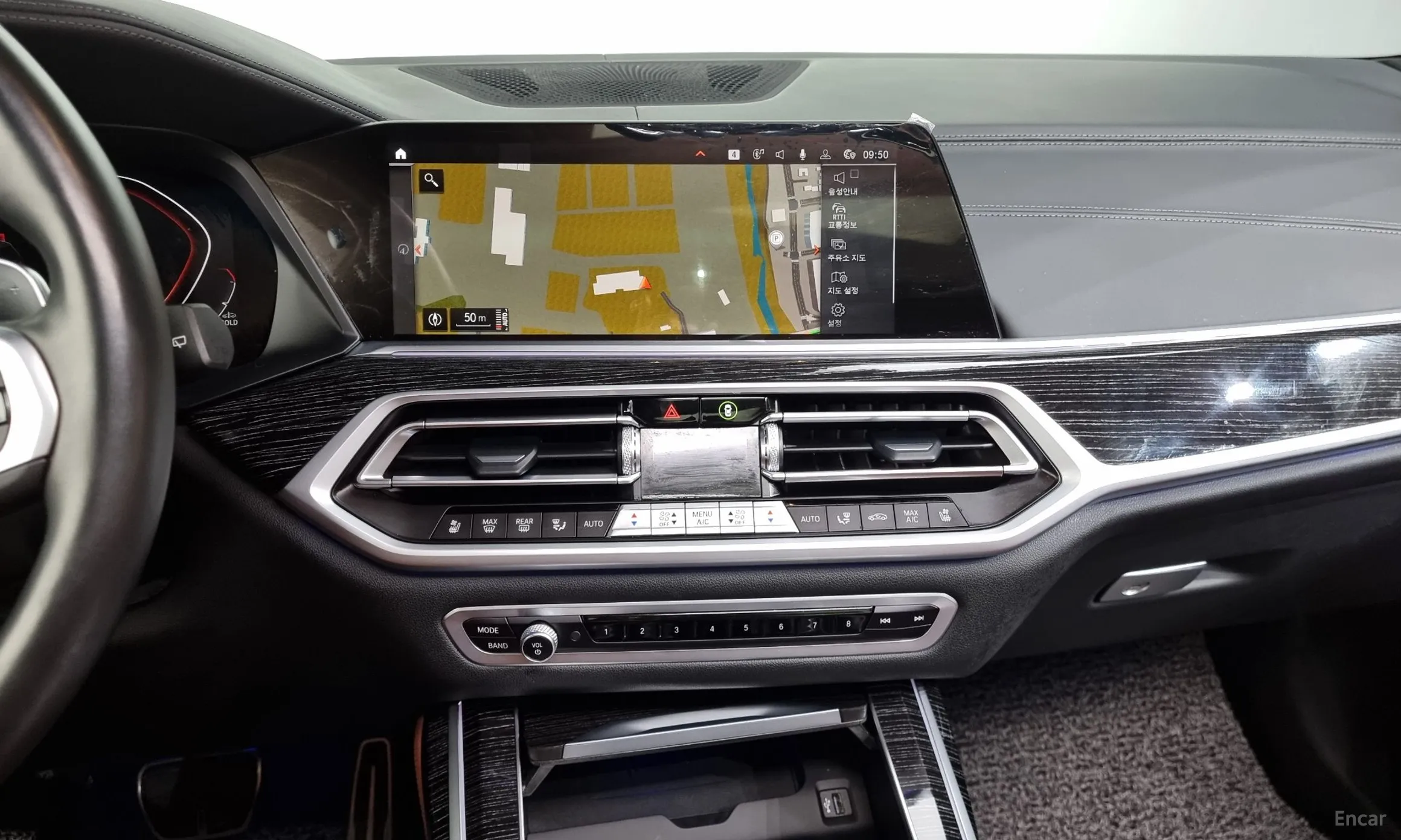 BMW X7 (G07) превью 14