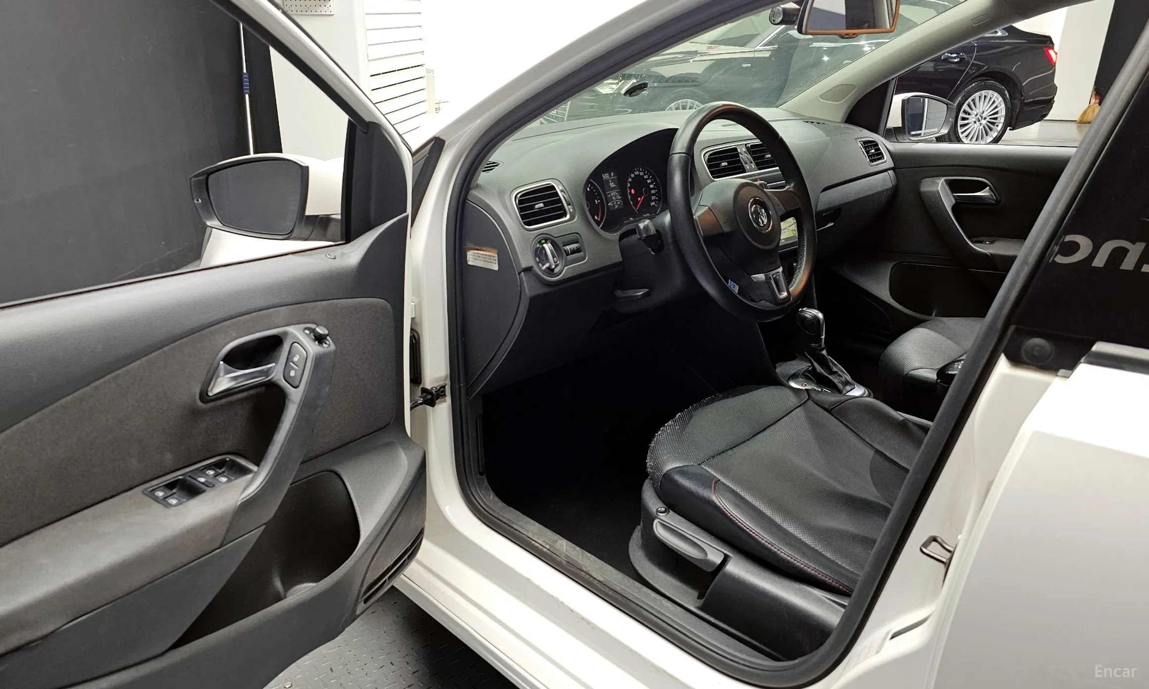 Volkswagen Polo превью 10