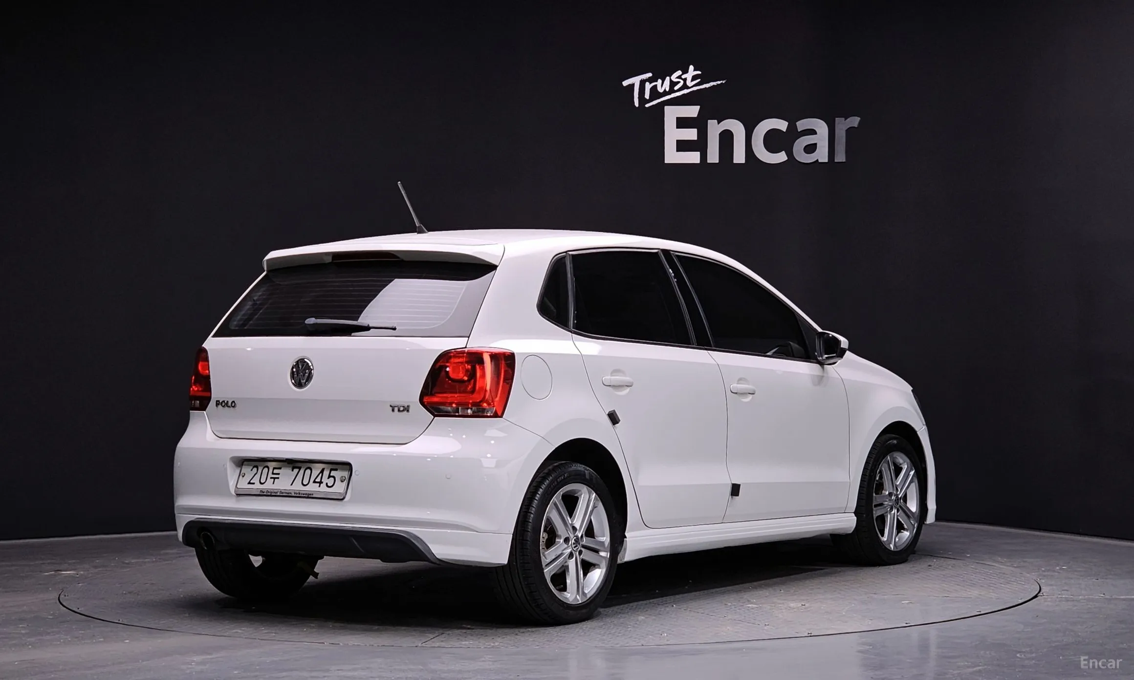 Volkswagen Polo превью 2