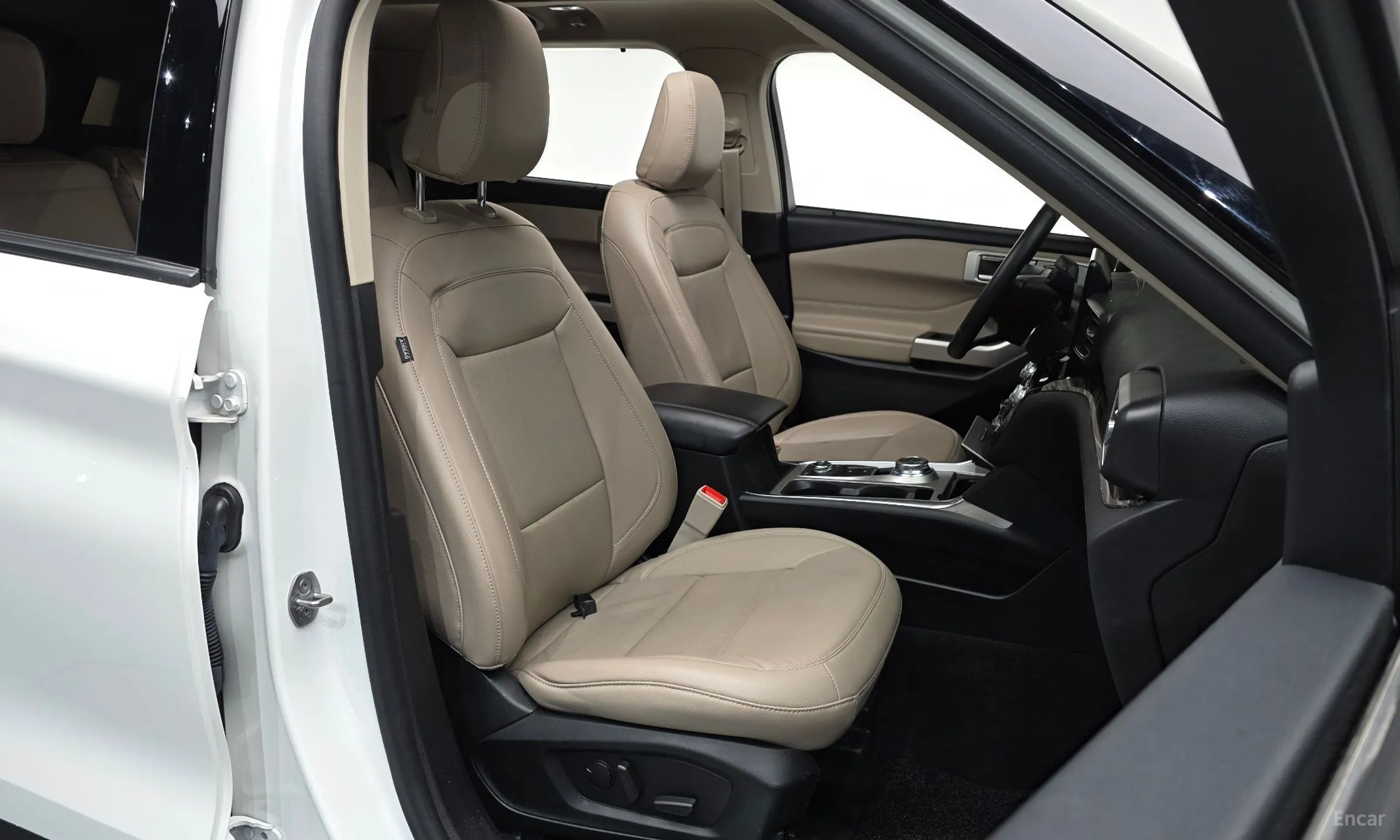 Ford Explorer 6th Generation превью 10