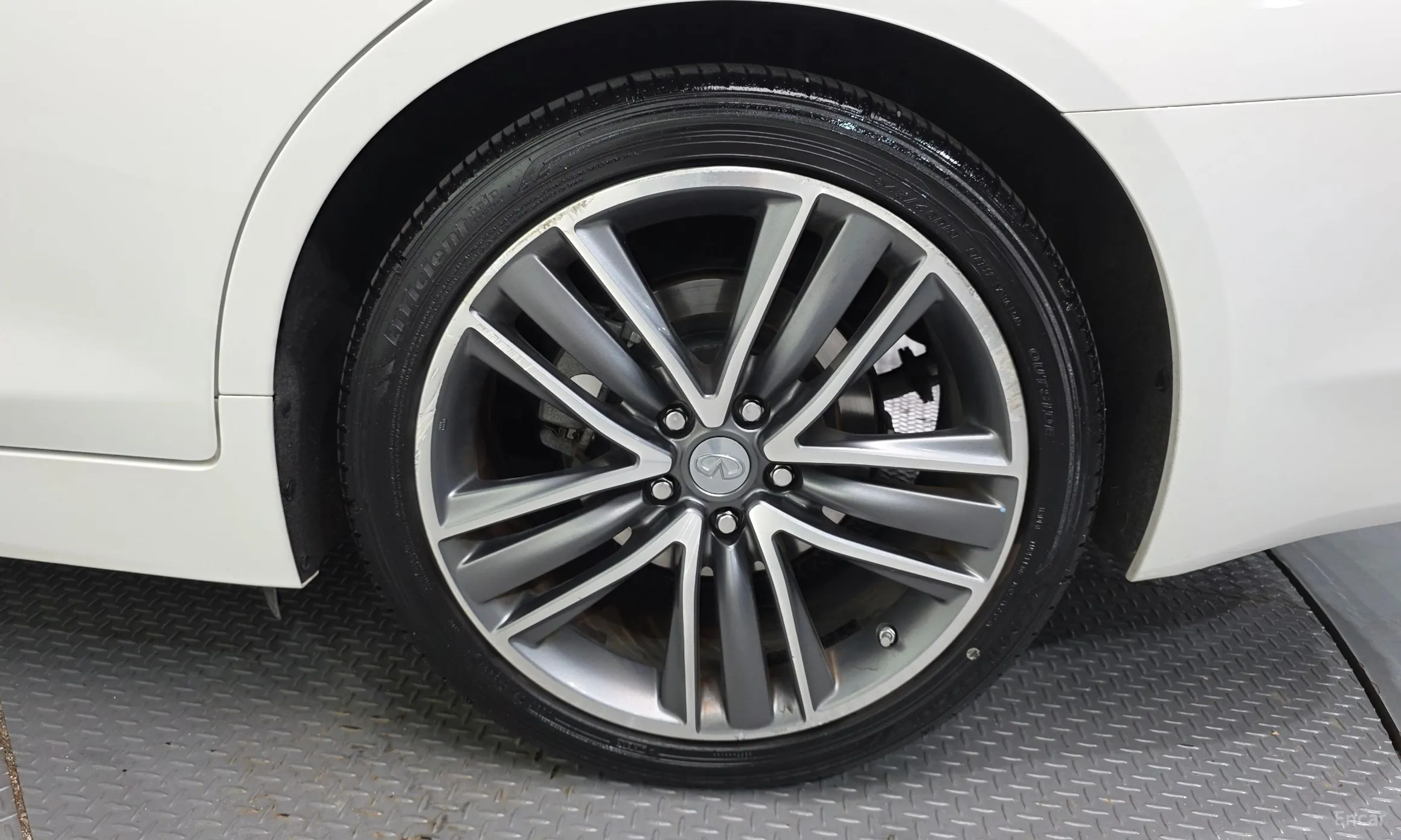 Infiniti Q50 превью 5