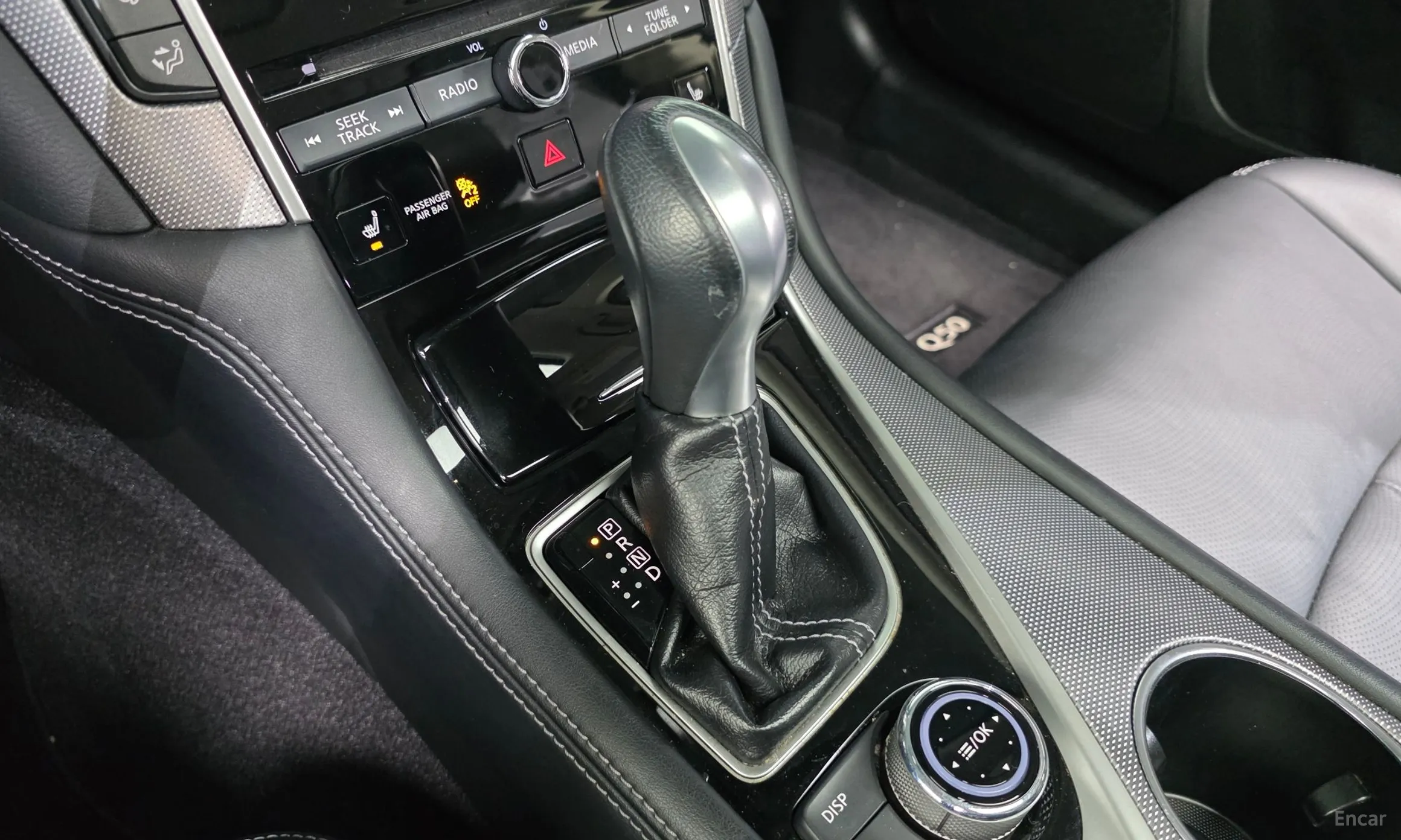 Infiniti Q50 превью 9