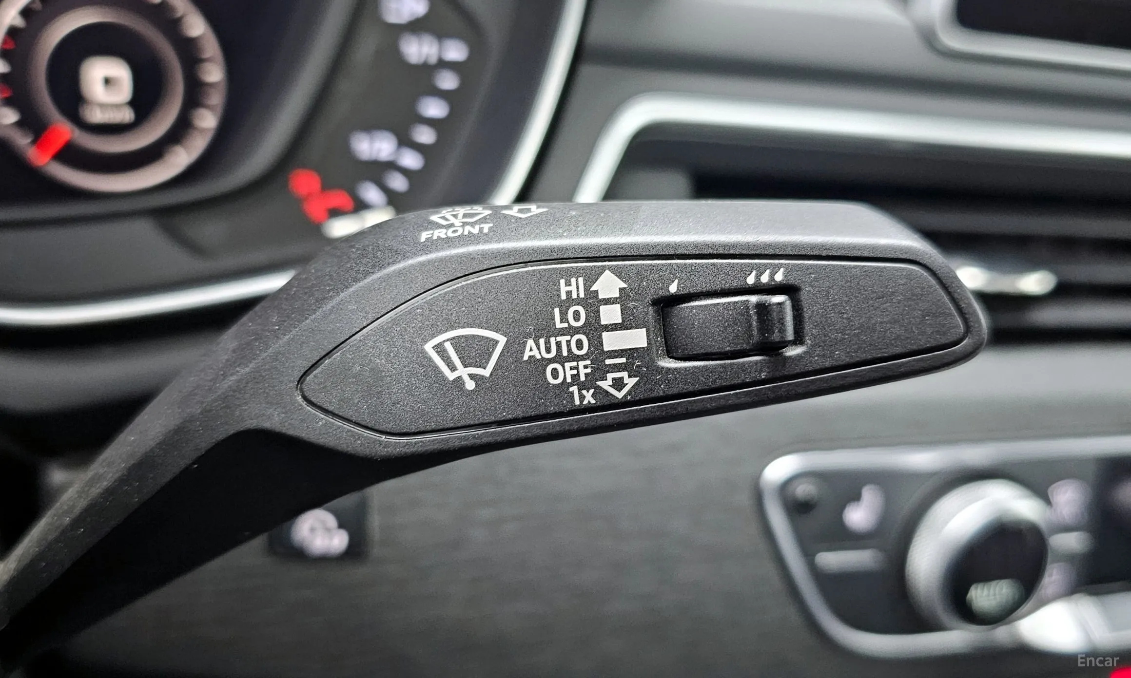 Audi A4 (B9) превью 17