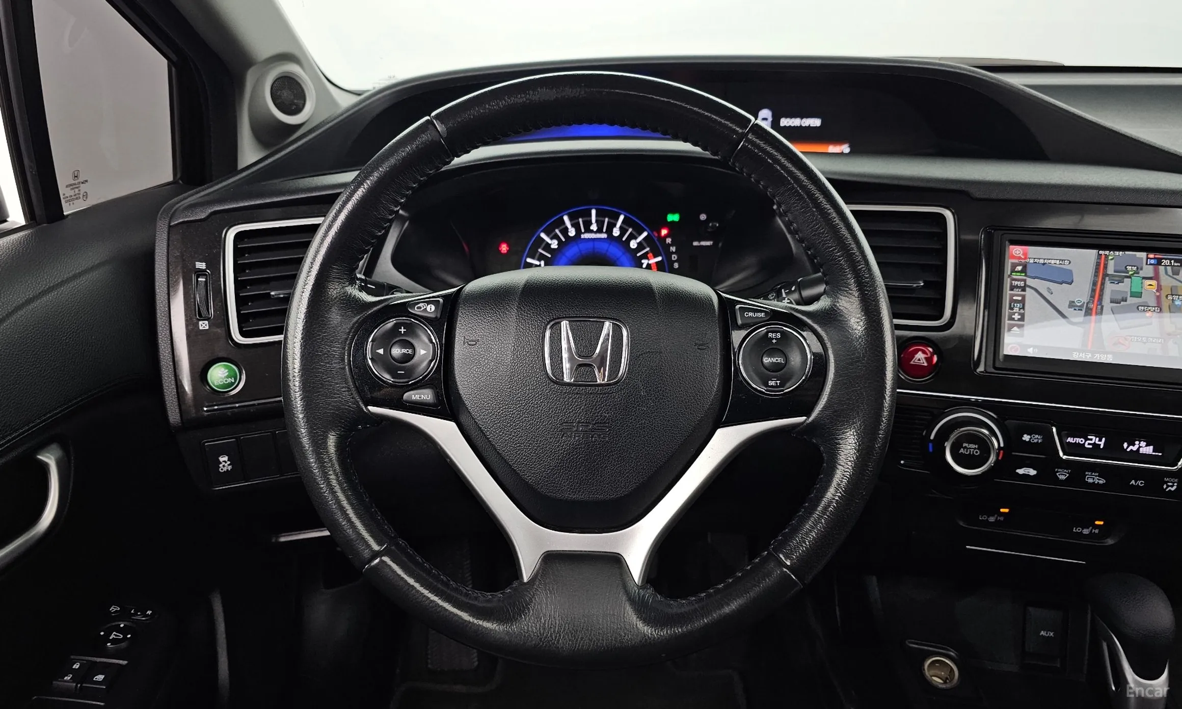 Honda Civic превью 13