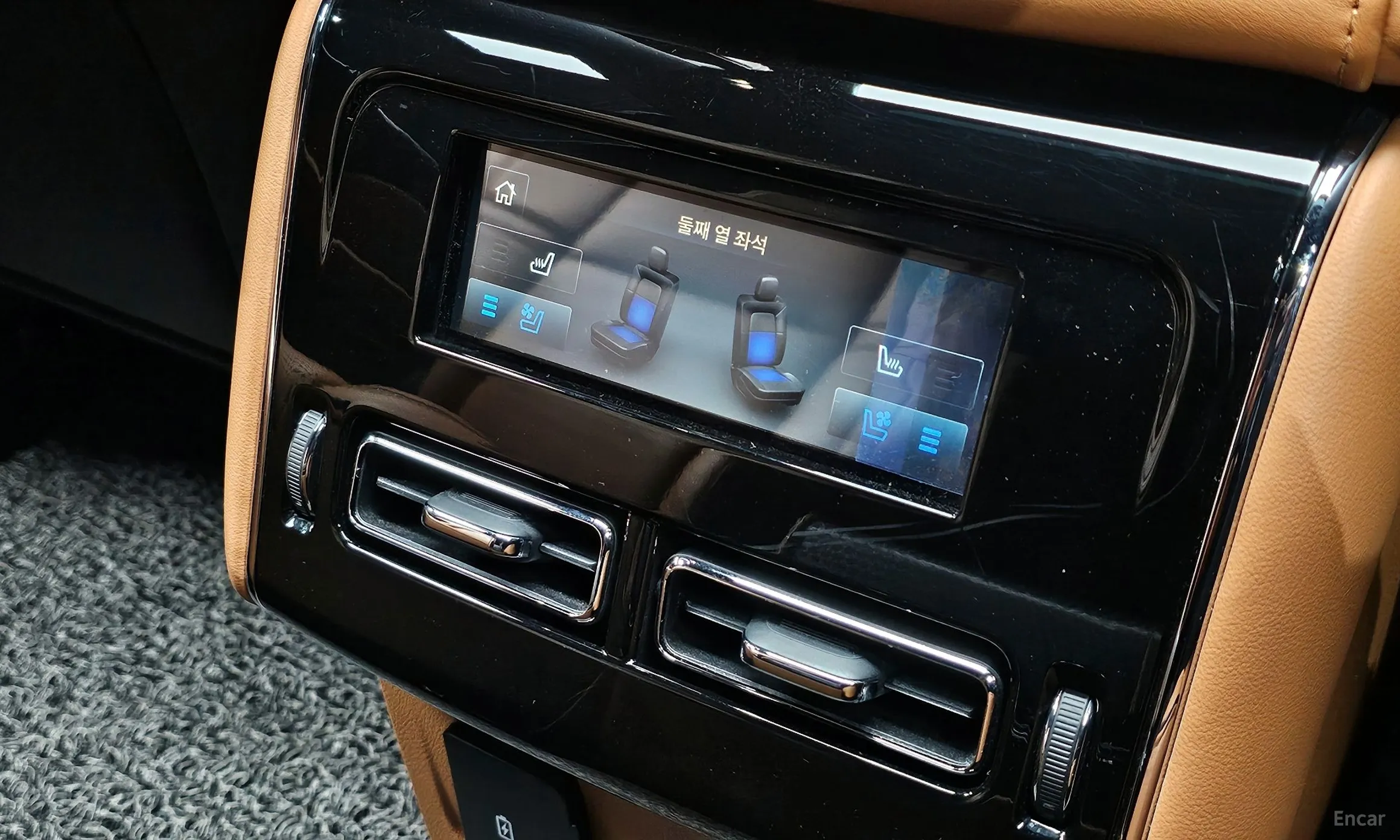 Lincoln Aviator 2nd Generation превью 17
