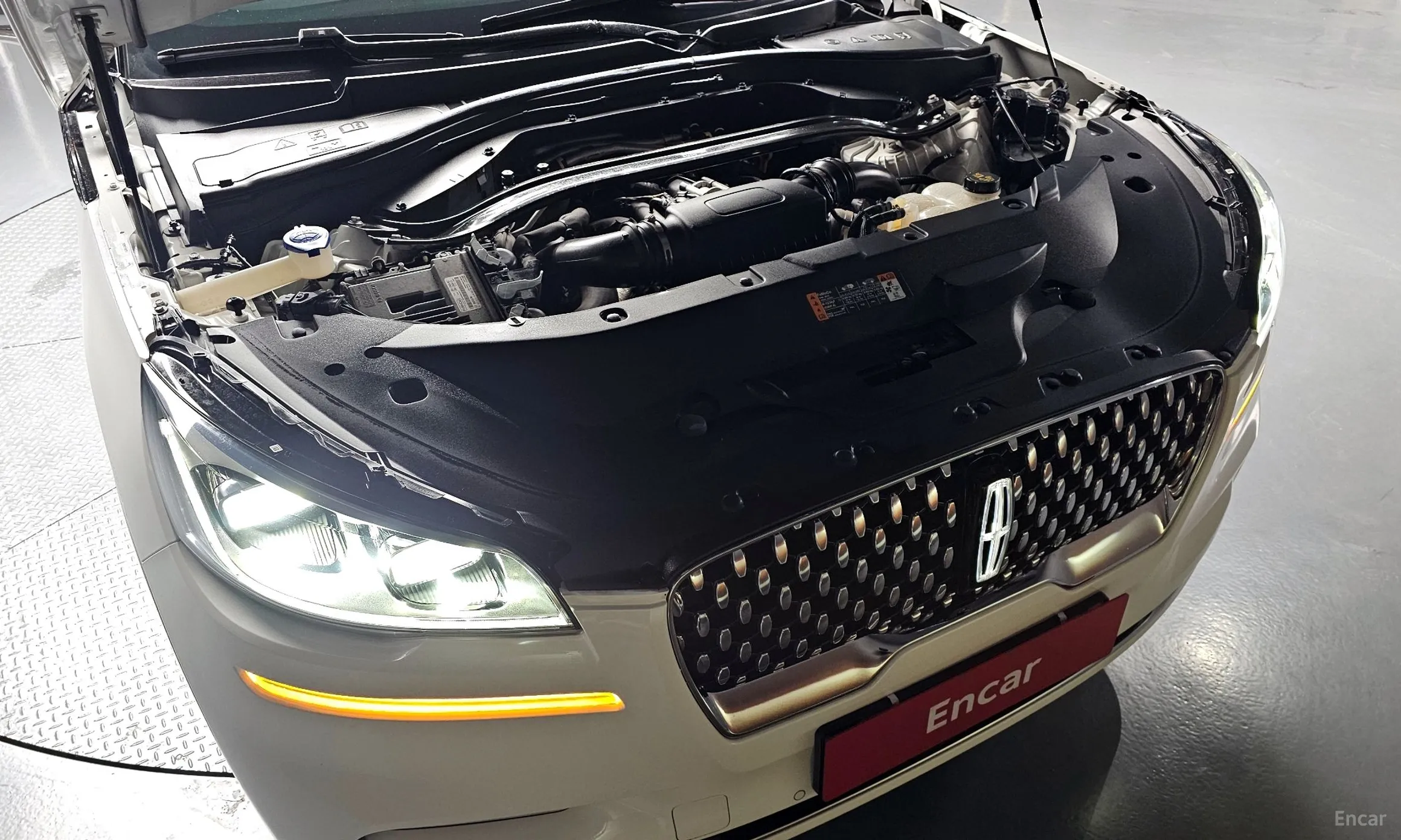 Lincoln Aviator 2nd Generation превью 6
