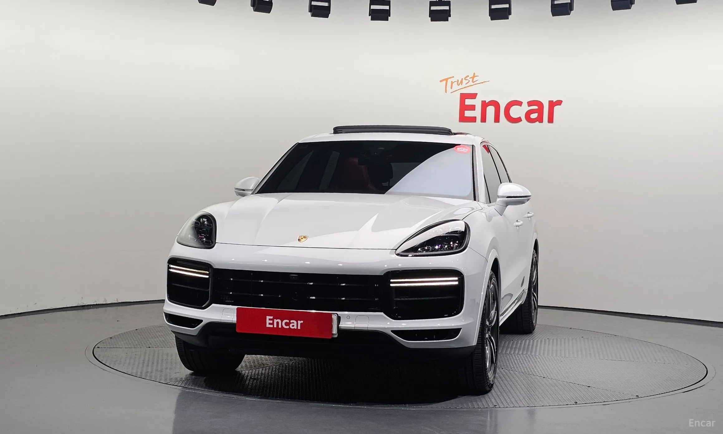 Porsche Cayenne (PO536) превью 3