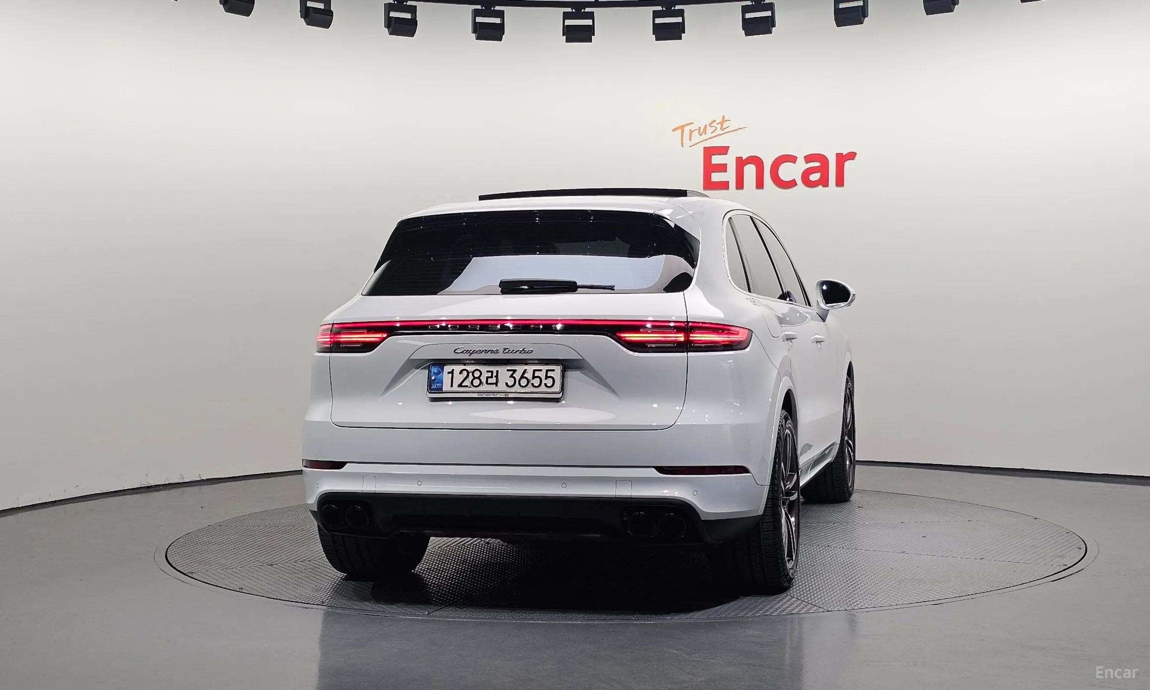 Porsche Cayenne (PO536) превью 4