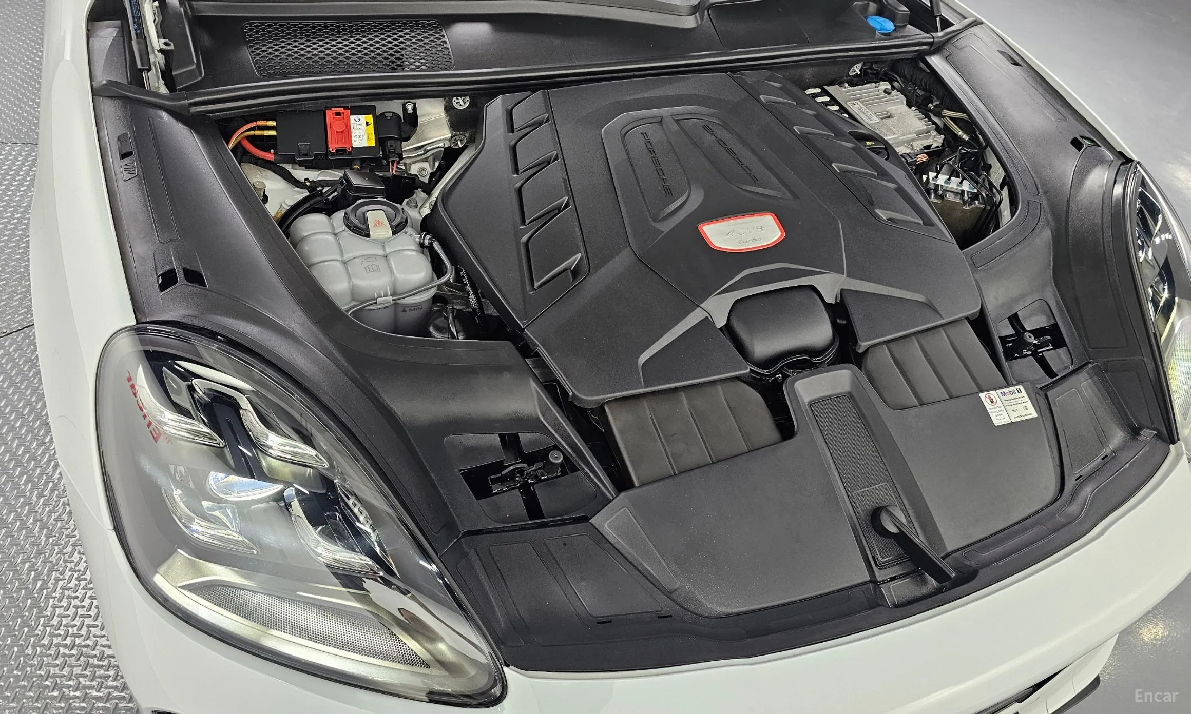 Porsche Cayenne (PO536) превью 6