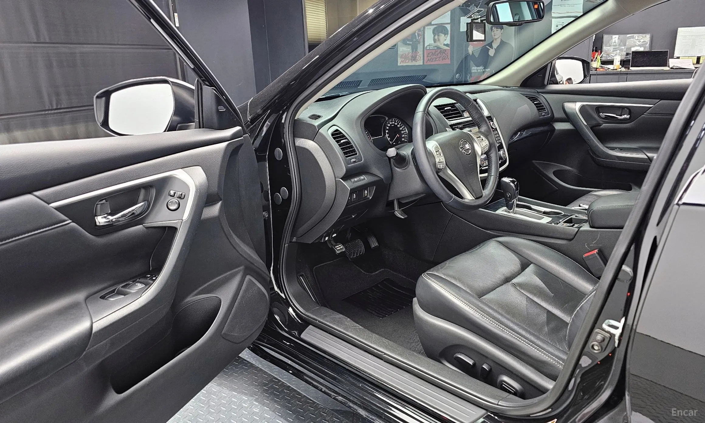 Nissan Altima превью 11