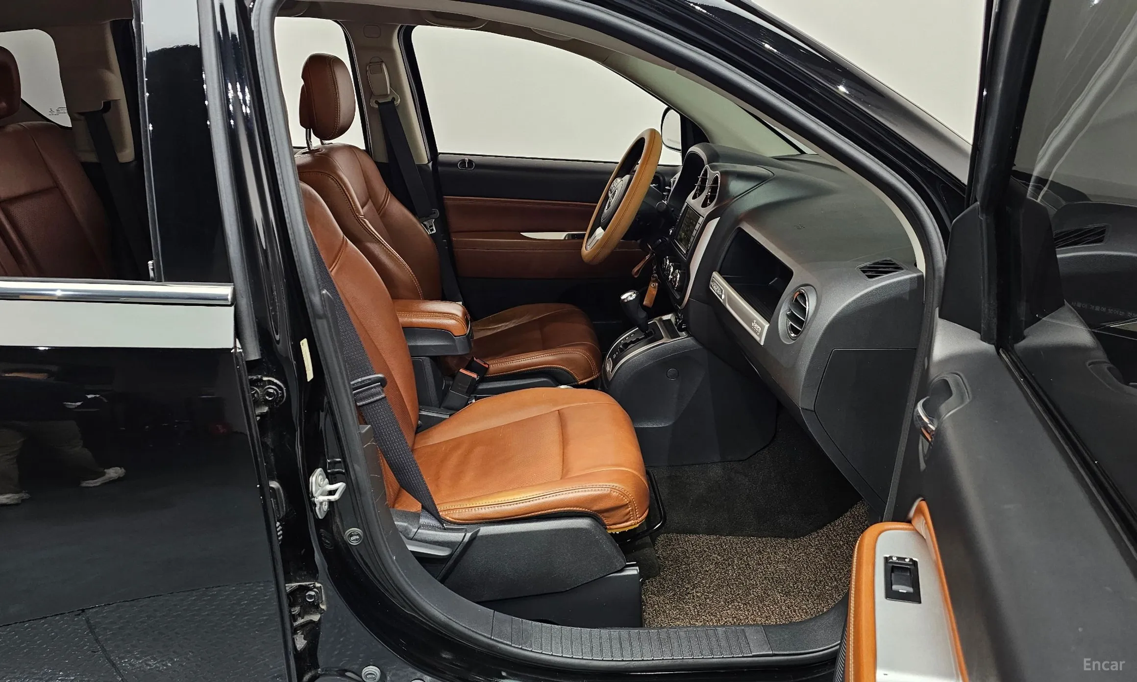 Jeep Compass превью 11