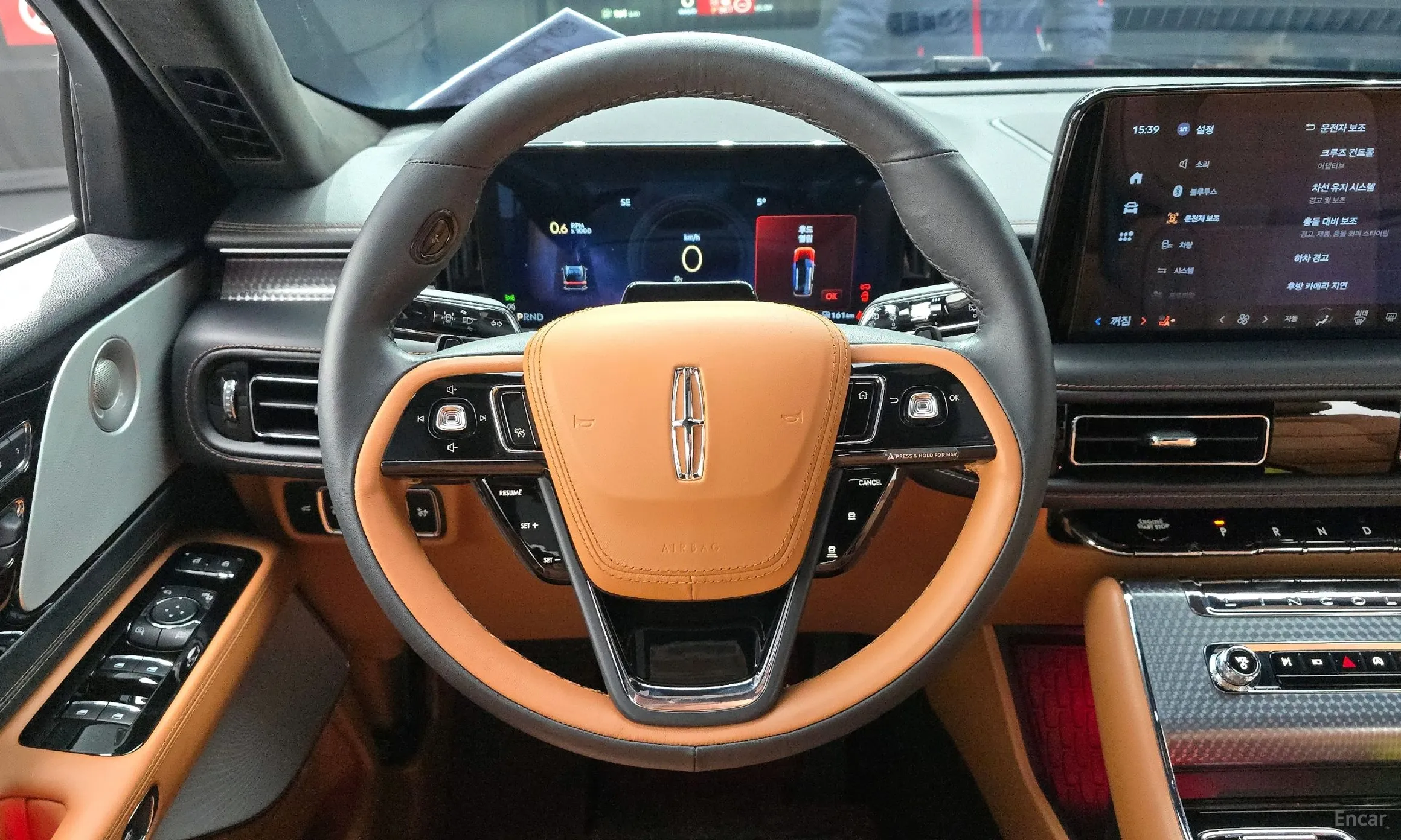 Lincoln Aviator 2nd Generation превью 13