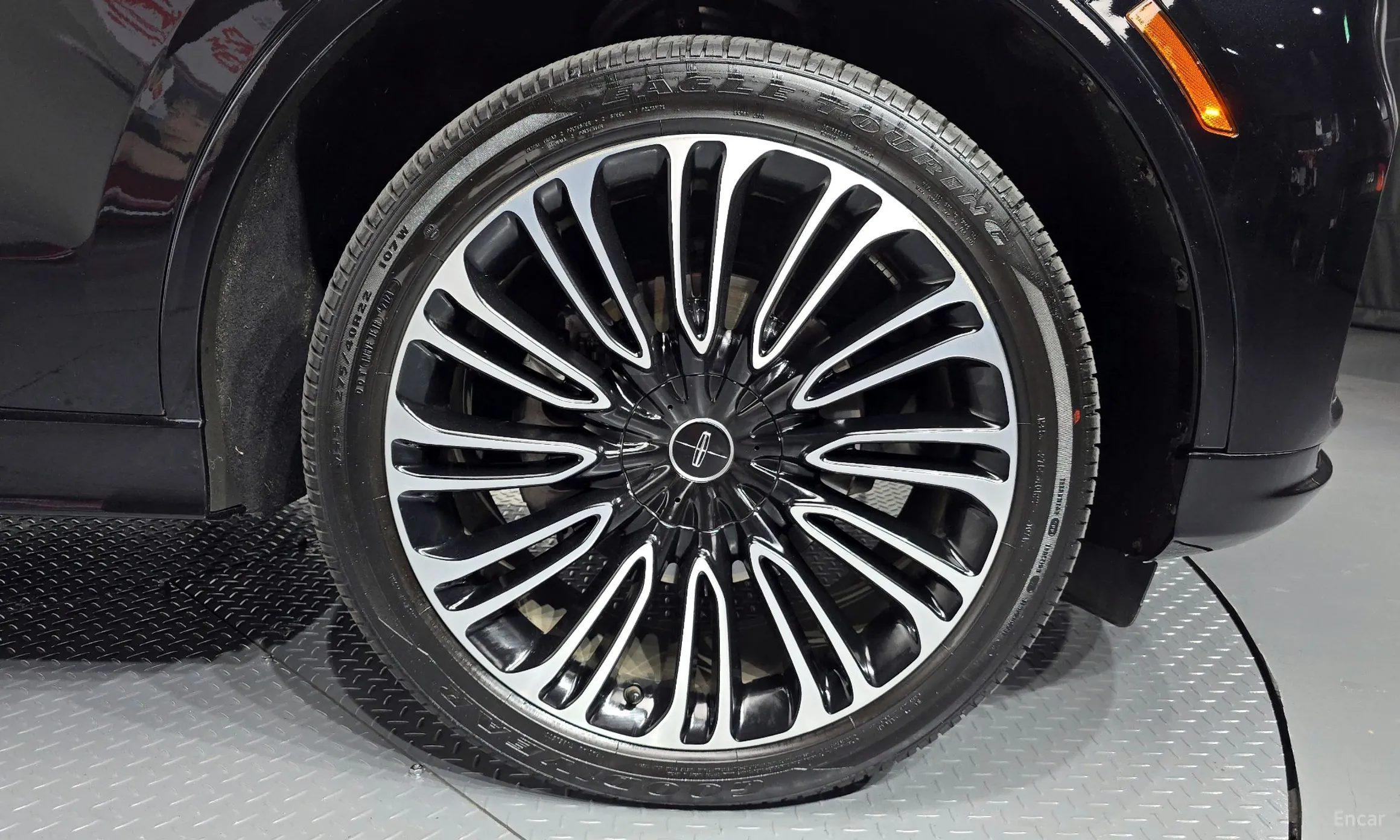 Lincoln Aviator 2nd Generation превью 5
